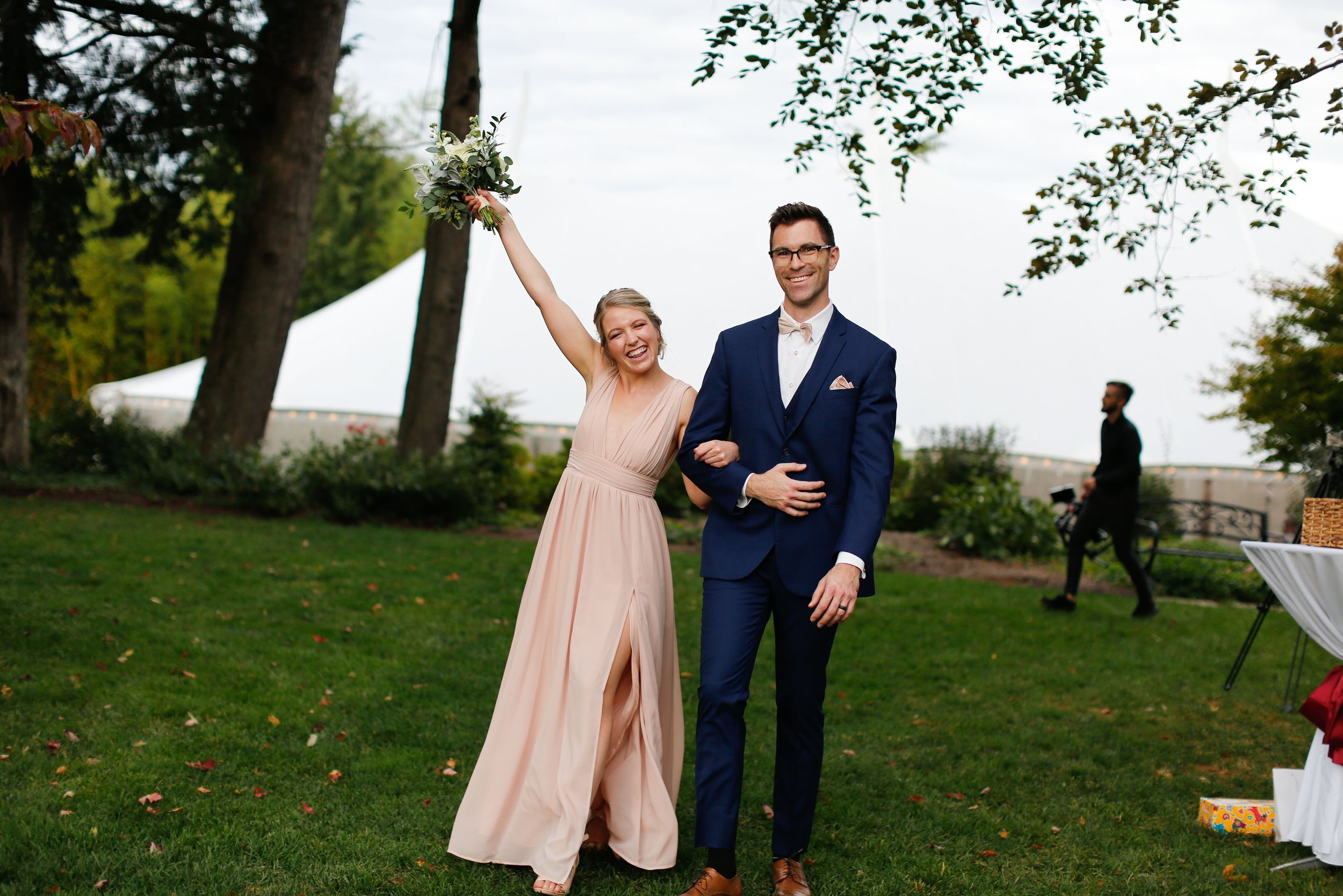  10/22/21 - Charlottesville, VA - Jill and Charles Cahoon Wedding at Keswick Vineyards.Photo credit: Amanda Maglione Photography 