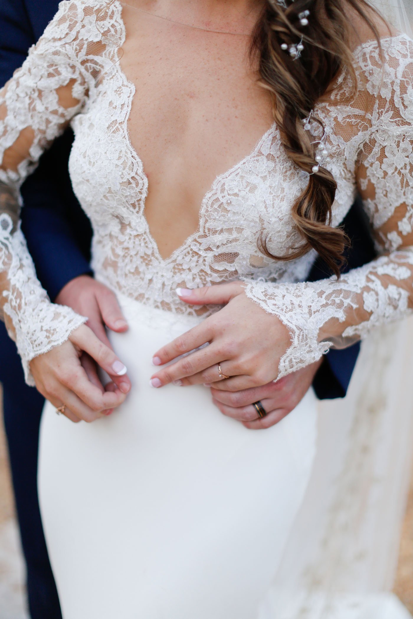  10/22/21 - Charlottesville, VA - Jill and Charles Cahoon Wedding at Keswick Vineyards.Photo credit: Amanda Maglione Photography 