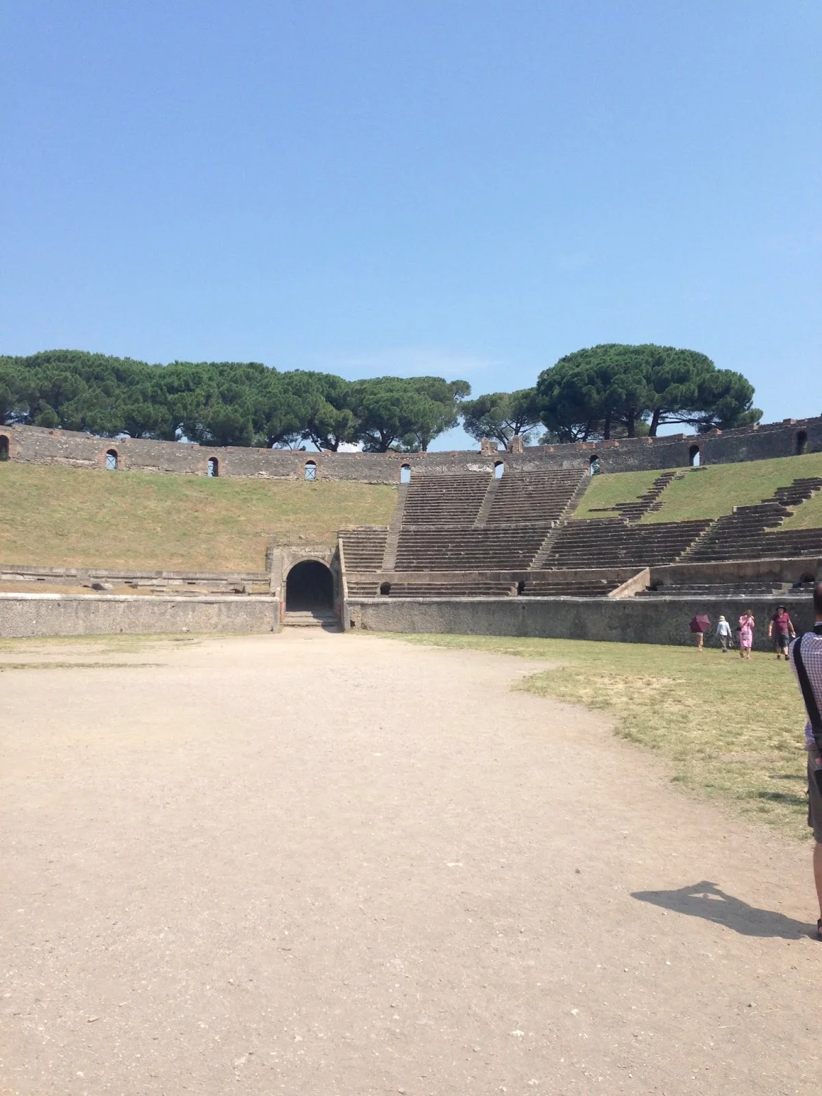 Pompeii - Excavations and Pizzas