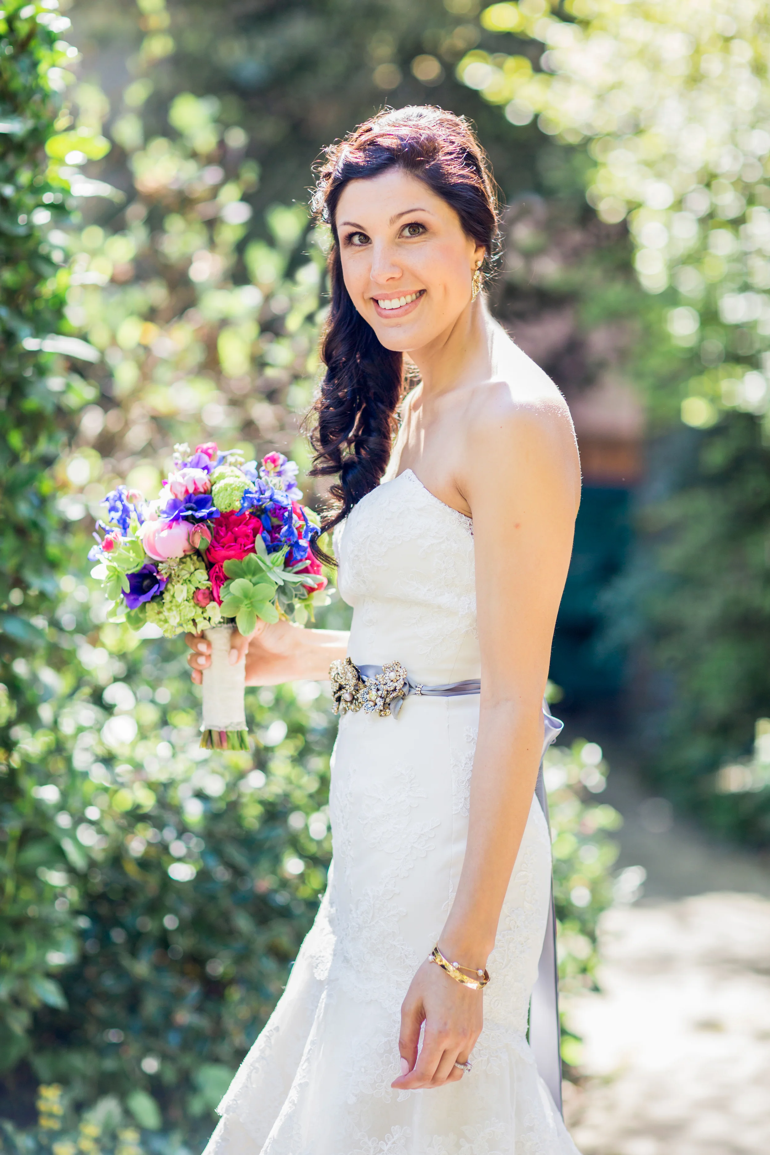 offwhitebeauty.com | OffWhite Makeup & Beauty | Katie Parra Photography | Ranier Chapter House | Makeup Artist | Airbrush Tanning | Bridal Hair | Wedding | Seattle Bride | On Location