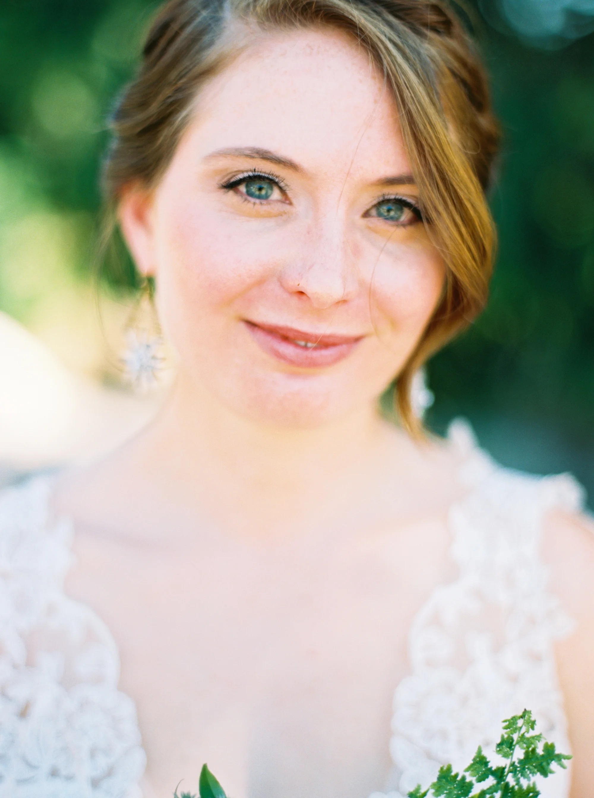 offwhitebeauty.com | OffWhite Makeup & Beauty | Anna Peters Photography | Trinity Tree Farm | Makeup Artist | Airbrush Tanning | Bridal Hair | Wedding | Seattle Bride | On Location | Issaquah