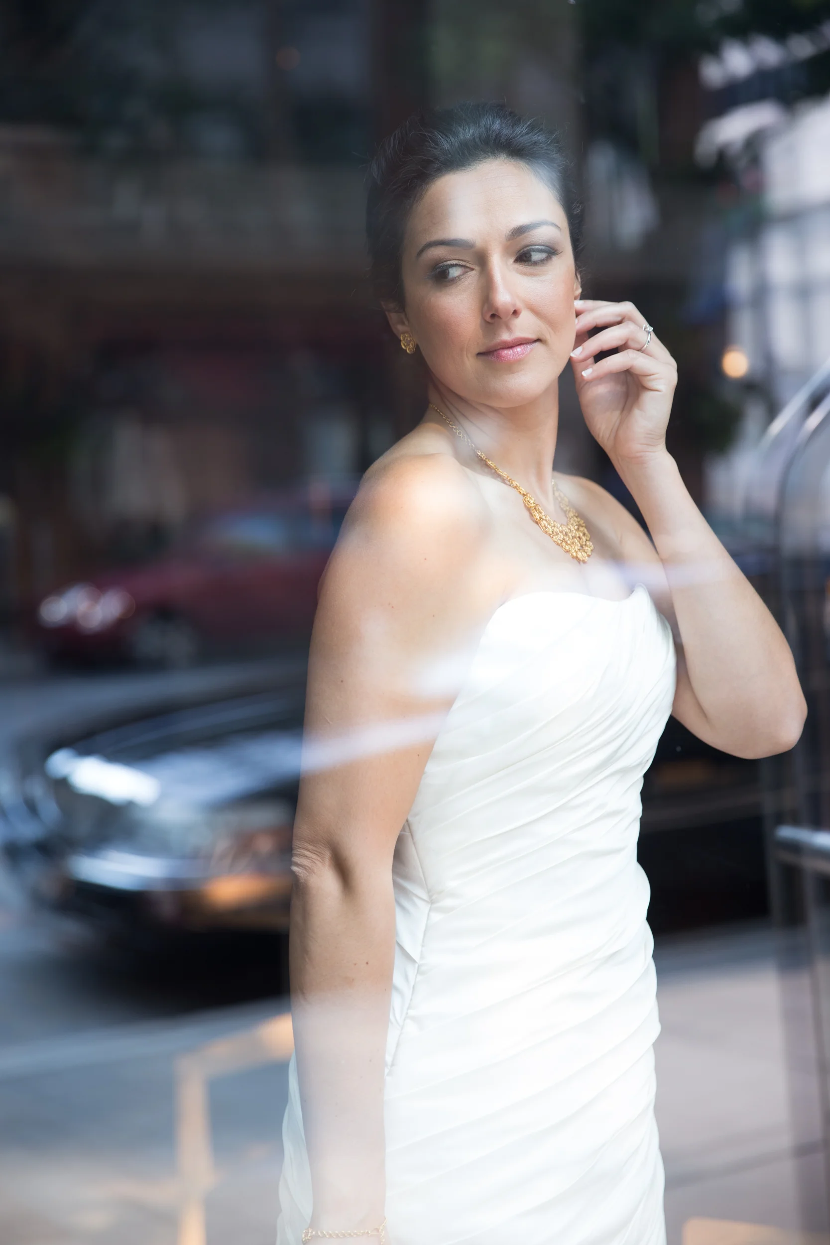 offwhitebeauty.com | OffWhite Makeup & Beauty | Angela & Evan Photography | Olympic Sculpture Park | Makeup Artist | Airbrush Tanning | Bridal Hair | Wedding | Seattle Bride | On Location