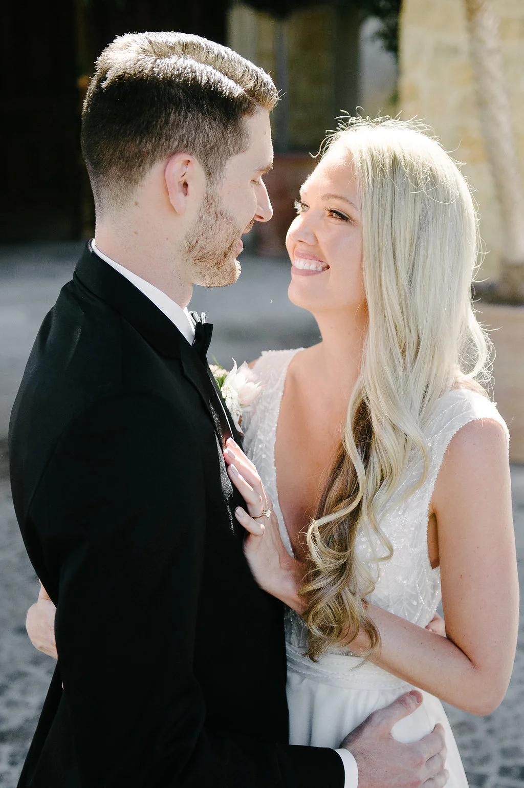 offwhitebeauty.com | OffWhite Makeup & Beauty | John Schnack Photography | Vista Valley Country Club | Makeup Artist | Bridal Hair | Airbrush Tanning | On Location | Pacific Northwest Bride