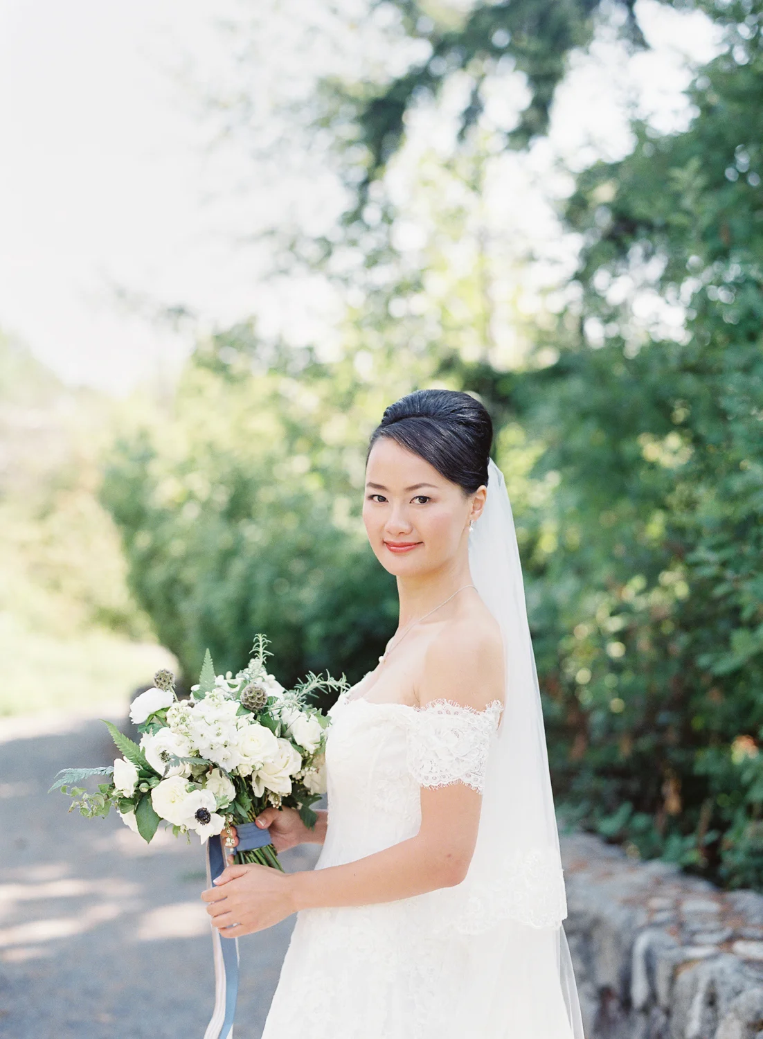 offwhitebeauty.com | OffWhite Makeup & Beauty | O'Malley Photography | Taylored Events | JM Cellars | Makeup Artist | Bridal Hair | Airbrush Tanning | On Location | Pacific Northwest Bride | Seattle Wedding