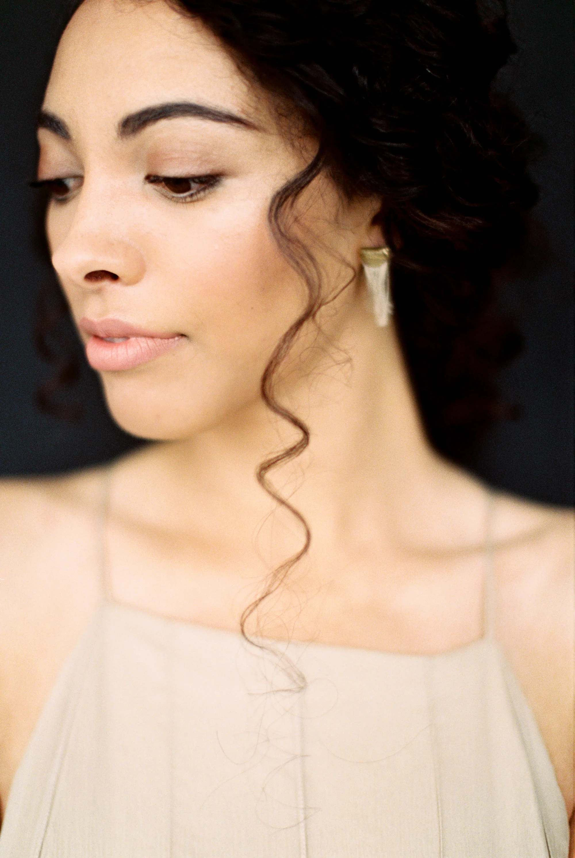 offwhitebeauty.com | OffWhite Makeup & Beauty | The Bemis Building | Anna Peters Photography | | Makeup Artist | Airbrush Tanning | Ambedo Floral | Bridal Hair | Wedding | Seattle Bride | On Location