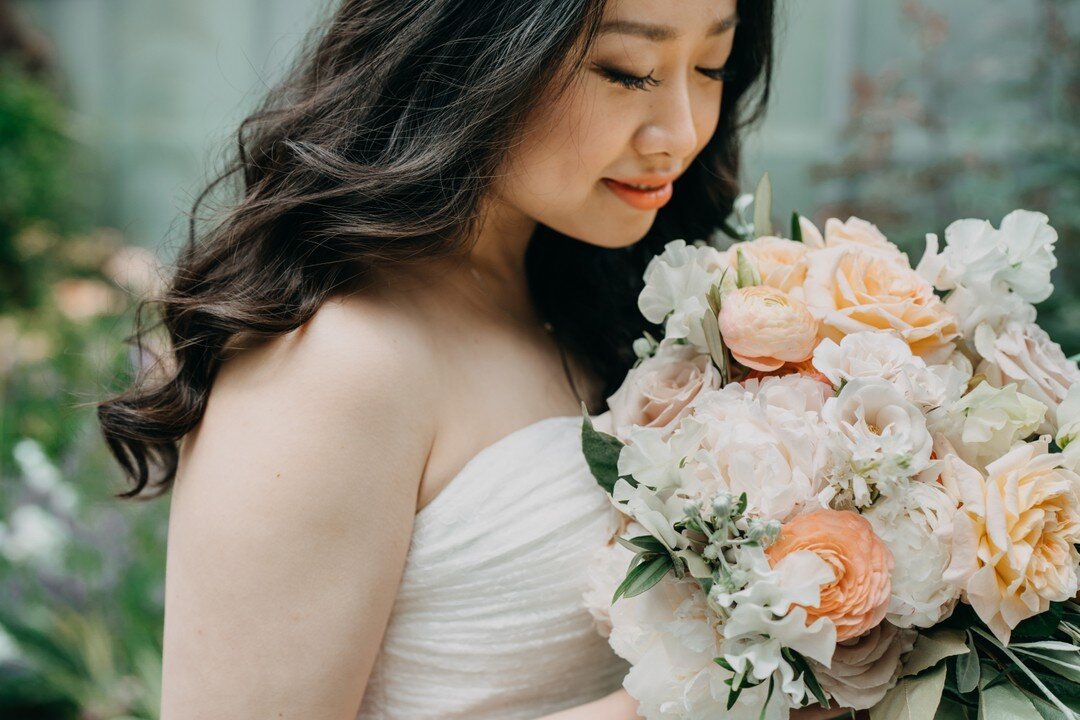 File under: Soft &amp; Pretty ✨⠀⠀⠀⠀⠀⠀⠀⠀⠀
⠀⠀⠀⠀⠀⠀⠀⠀⠀
Photo || @sasha_reiko_photography⠀⠀⠀⠀⠀⠀⠀⠀⠀
Floral || @melaniebensonfloral⠀⠀⠀⠀⠀⠀⠀⠀⠀
H&amp;MU || @offwhitemakeupandbeauty⠀⠀⠀⠀⠀⠀⠀⠀⠀
Planning &amp; Design || @areneeweddings⠀⠀⠀⠀⠀⠀⠀⠀⠀
24w