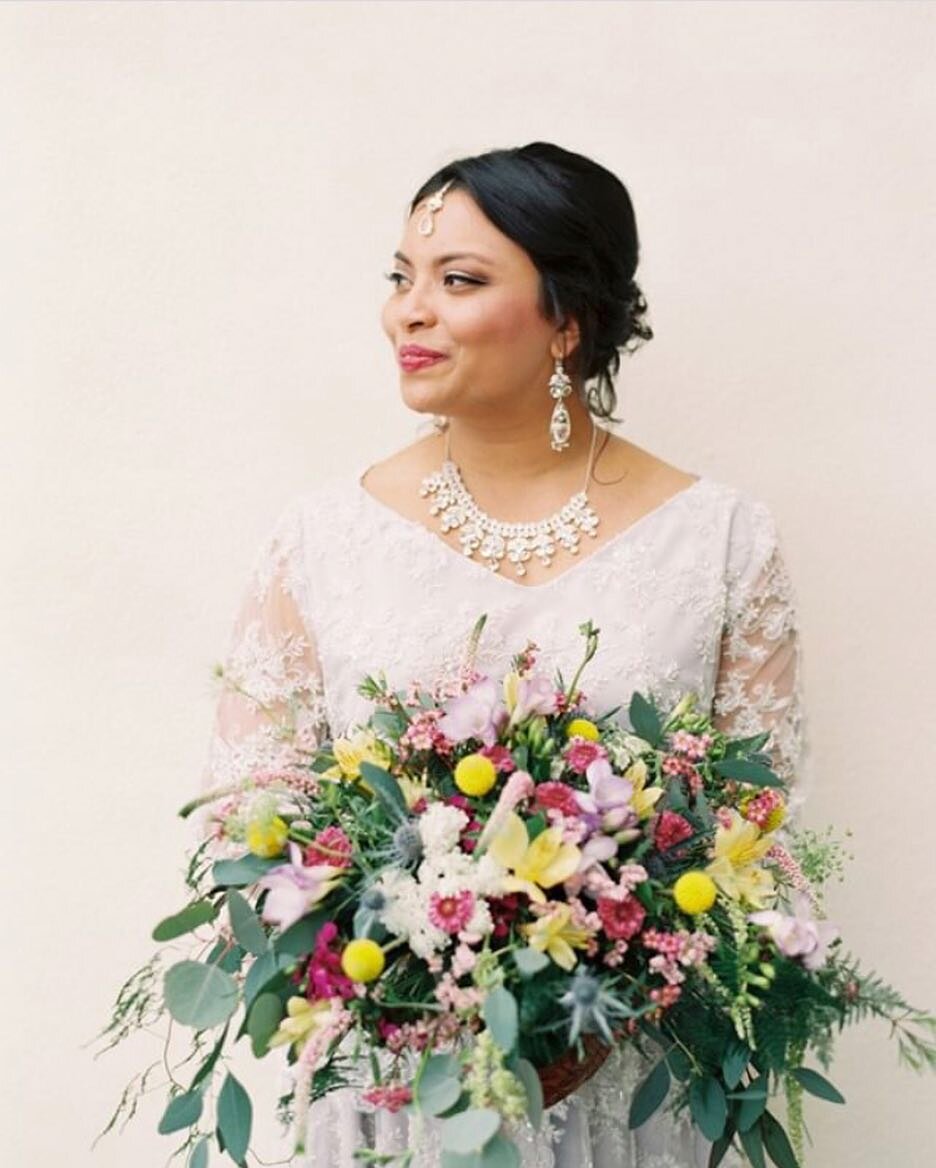 File under: A perfectly spring bride. 📸 @bluerosepictures 📋 planning @gatherevents