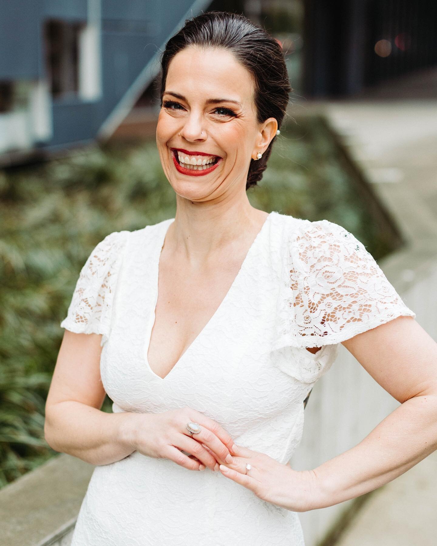 This smile says it all! We loved this sleek updo and classic red lip ❤️ 
Photography: @jwkinnunen 
Planning: @pinkblossomevents 

#oregonbride #oregonbridemag #portlandwedding  #pdxwedding #pdxmakeupartist #pdxhairstylist #portlandhairstylist #oregon