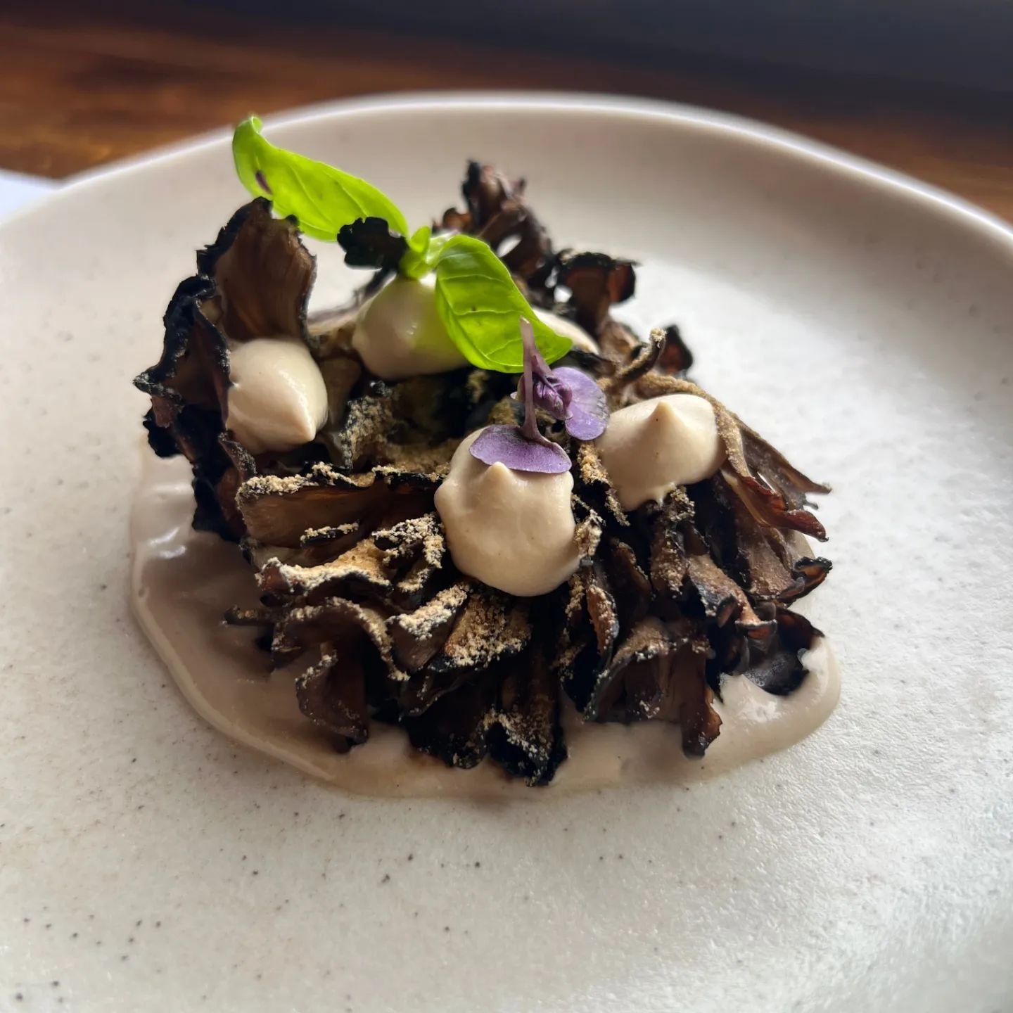 #matsutake mushrooms on the binchotan BBQ, mushroom essence, smoked almond ajo blanco.

Part of our sesational lunch today for @tabletalkfoundation .

If you missed out this dish is part of our spring season #SundaySession - a multicourse menu of sea