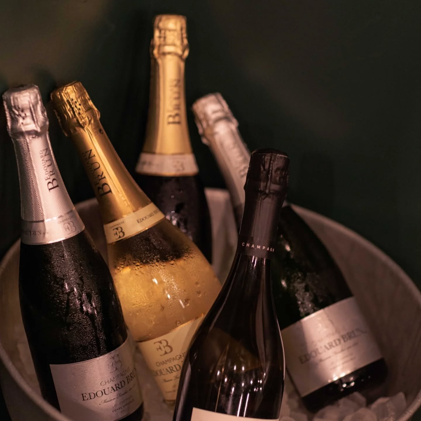 Love is officially on the menu this Valentine&rsquo;s weekend . Join us for an indulgent Valentine&rsquo;s Set Menu, created for sharing, savouring and celebrating together.

Available alongside our &agrave; la carte menu on Thursday 12th, Friday 13t