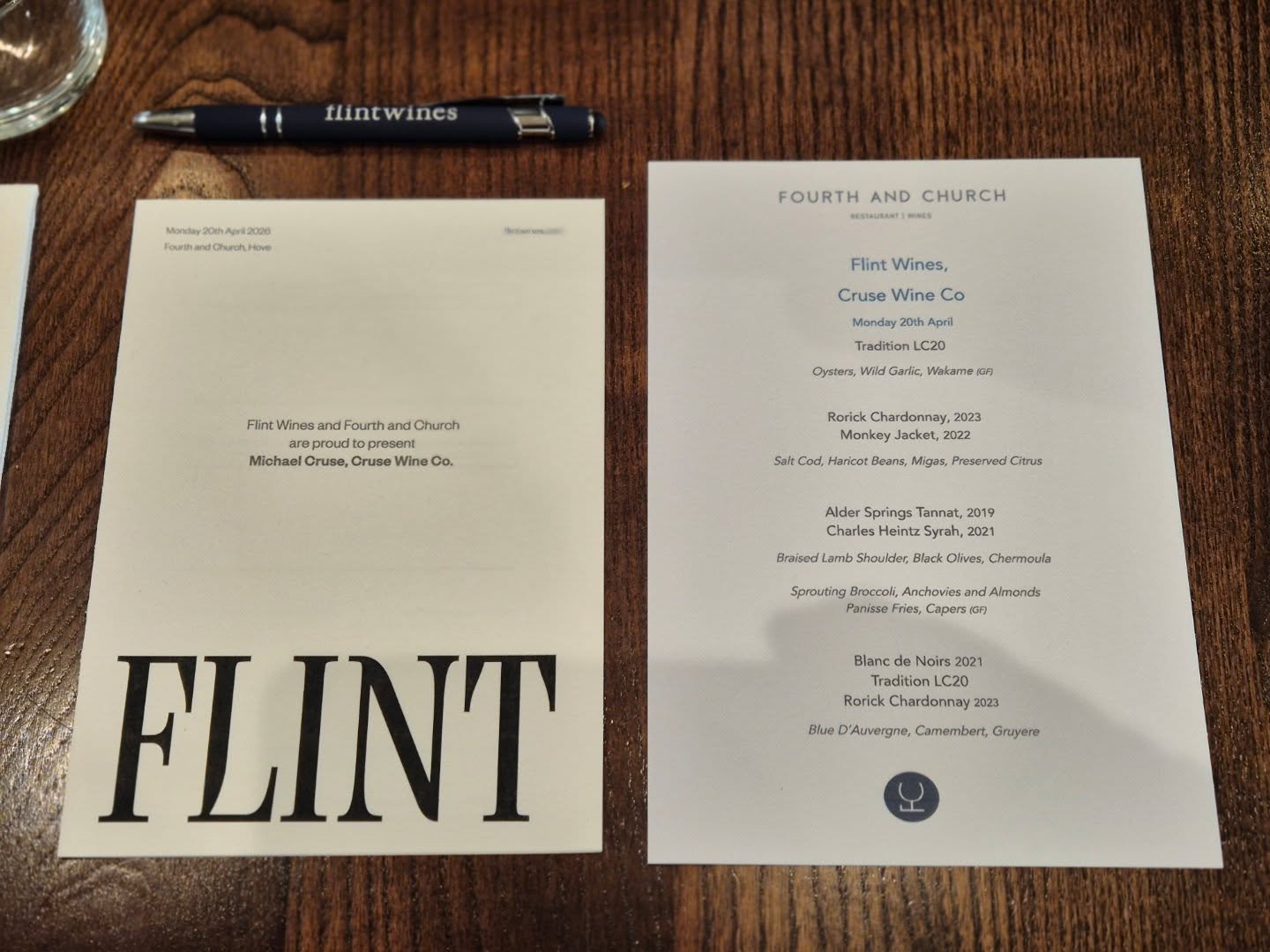 A pleasure to host Michael Cruse of @crusewine @crusewineco  for lunch yesterday.
Uniquely Californian wines, that focus on Californian terror.

🦪The Cruse Tradition was a perfect pairing with oysters garnished with wild garlic, wakame and fennel po