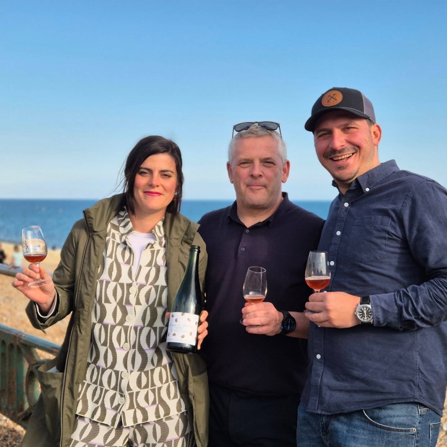 Such a great evening  last night with winemaker Barbara Requejo Frutos of Las Pedreras.

A quick aperitif on the seafront  tasting then a full house, with a buzzy vibe!
The wines were off the charts good, and so great to see Barbara and in the room!
