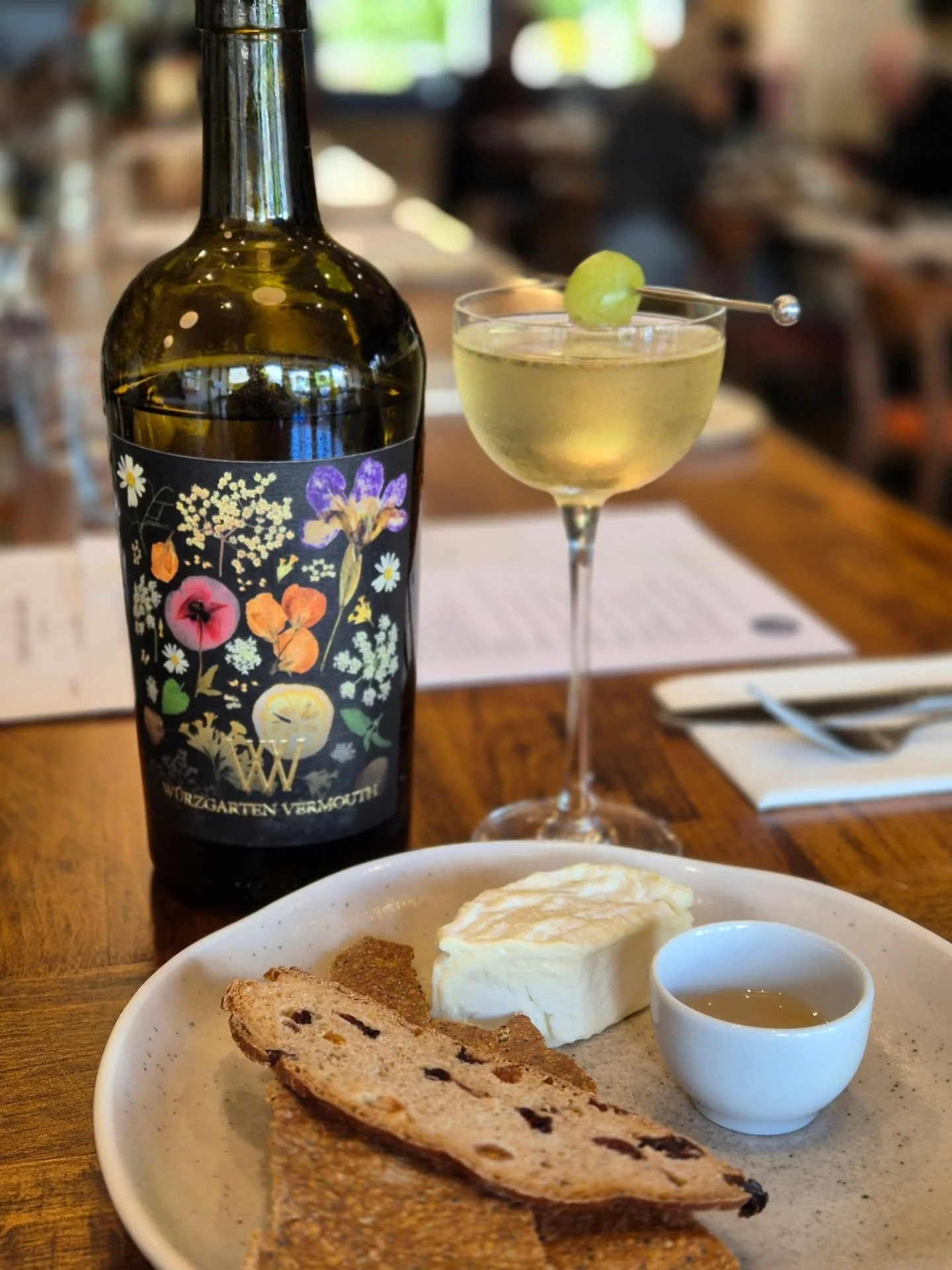 Martini of the week...'An Apple A Day...'

Made with W&uuml;rzgarten Vermouth from the enigmatic and infamous Ernst Loosen from the @dr.loosen estate based in the Mosel Valley. 

The base wine is Kabinett Riesling from one of the best vineyards in th