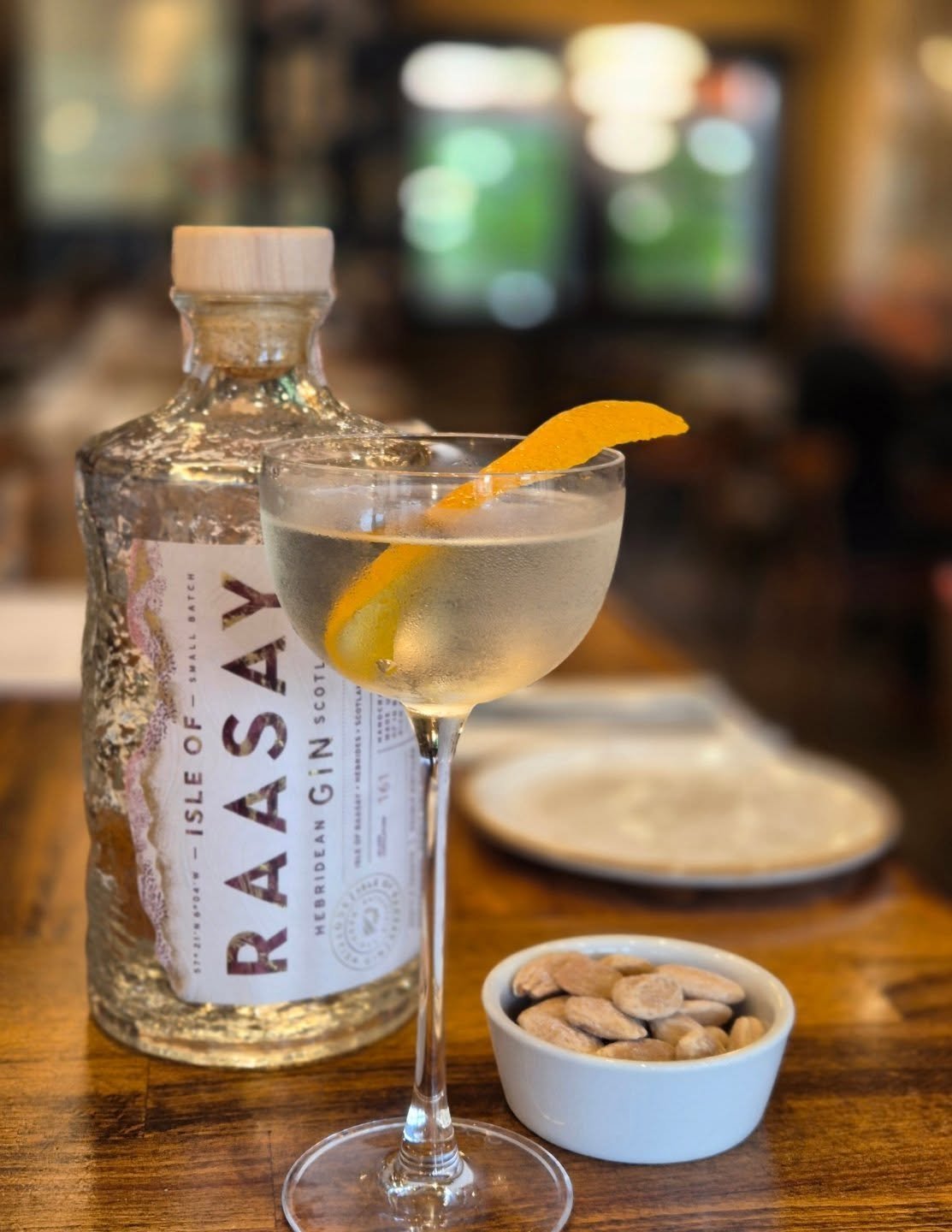 Martini of the Week, The Hebridean.

Raasay Gin is a standout Hebridean spirit which beautifully combines ten botanicals including juniper, sweet orange peel, Cubeb pepper, rhubarb root and licorice.

It is the first spirit (legally!) to come from th