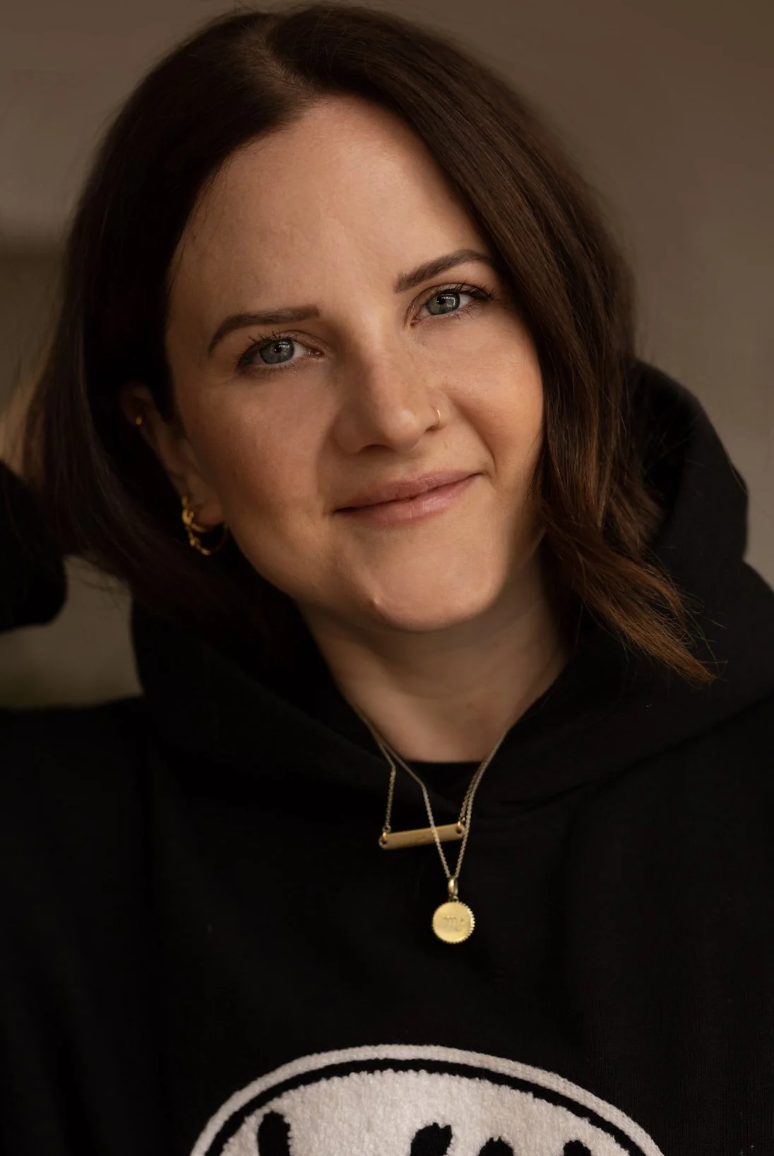 Fi Street Headshot 2.jpg