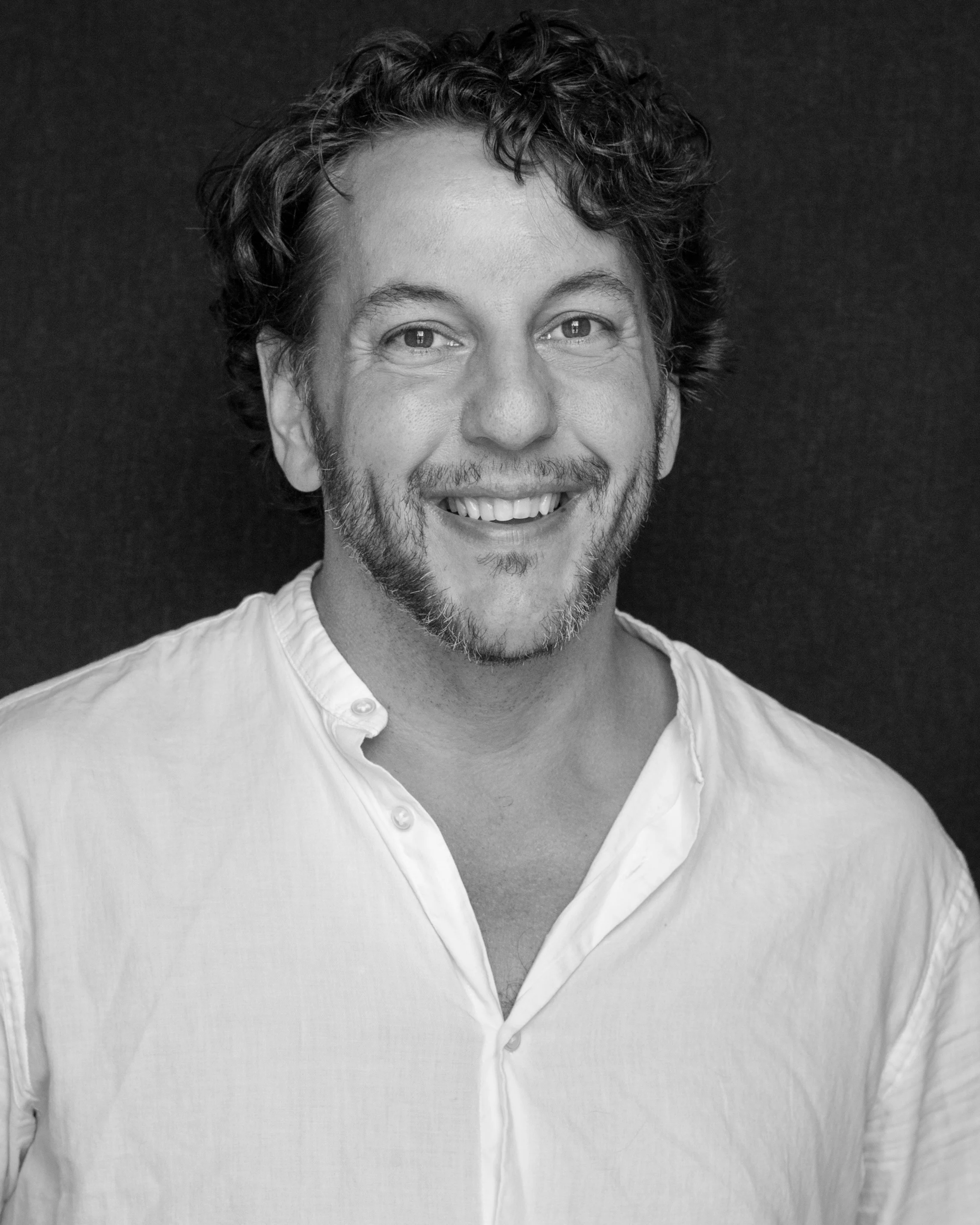 Tom-8 x 10 crop-BW.jpg