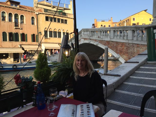 dining-in-Venice.jpg