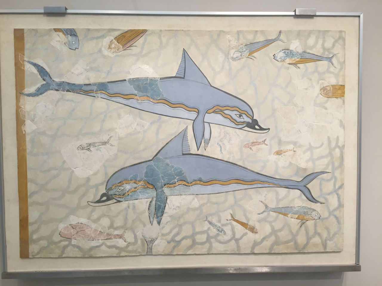 Dolphins-mural-Heraklion-museum.jpg