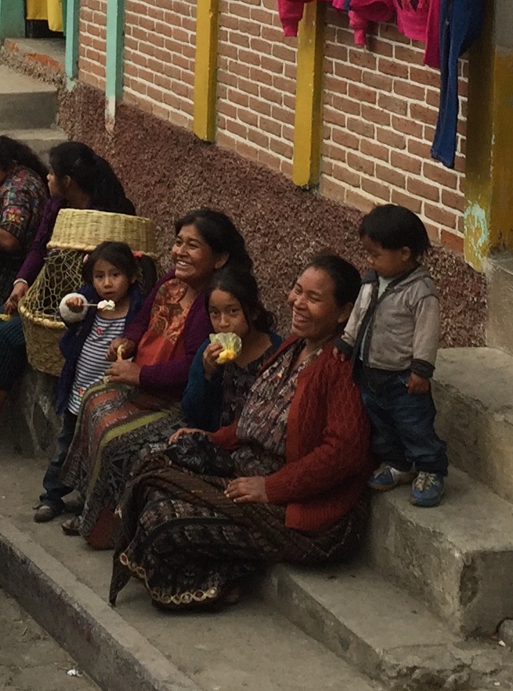 A Mayan family enjoying market day at Solala.