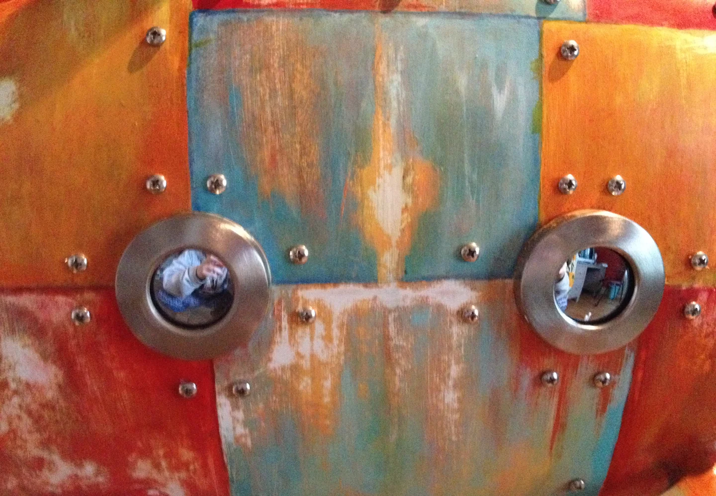 "Salmurine" detail shot.