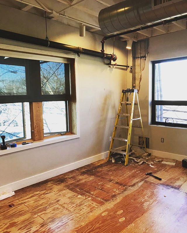 @elitecontractors.us #doingELITEwork in Red Bank, NJ this week! .
#LeakRepairs 💦 and #MoldRemediation 🍄
.
👷🏻&zwj;♂️#wip Swipe left for a #beforeandafter of this #workinprogress.
.
Here at @elitecontractors.us we are fast becoming known for doing 