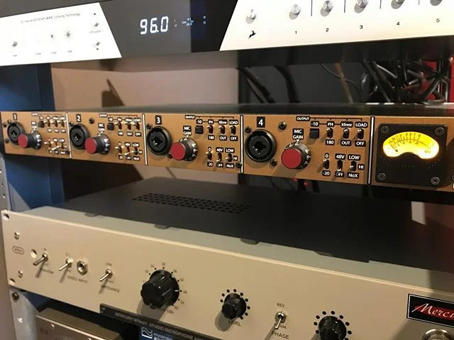 Aaaaaand I&rsquo;m in love.  Now that it has been with me through some sessions I can say it&rsquo;s a fantastic, insanely flexible piece of gear that was made for people who often record themselves.  Not cheap, but if you count all you&rsquo;re gett