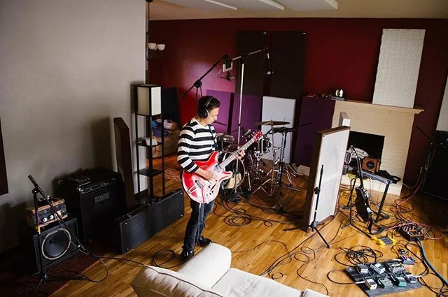 Back from hibernation. Thanks to those patient people who have waited for me to wake up. Thanks to my sister @heyitslaurabeth for the awesome set of studio photos from my last session with a new local band. More on the way!