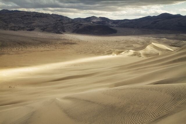 The view from the top of the Eureka dunes in Death Valley is worth&hellip;hmm well I&rsquo;m still not sure it was worth it? The grueling 1 foot forward 2 steps back scramble on all fours and the demise of my lens in a sudden sand storm was a pretty 