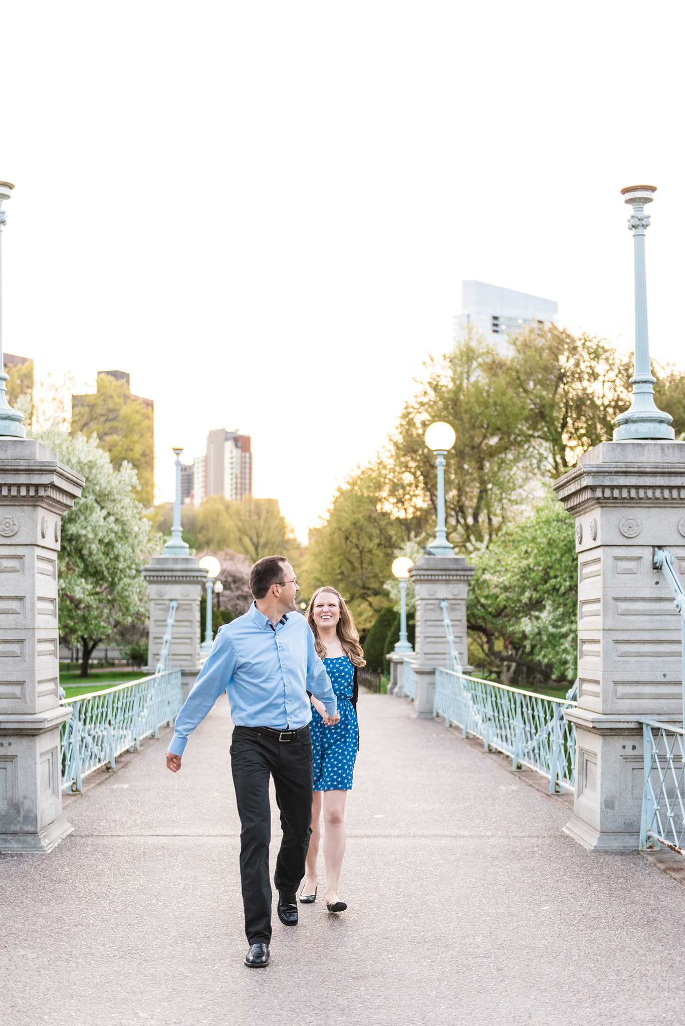 Classic + Modern Boston Public Garden, Beacon Hill, and Downtown Coffee Shop Sunrise Engagement Session | Jessica and Thomas | Lorna Stell | Photographer | Boston MA
