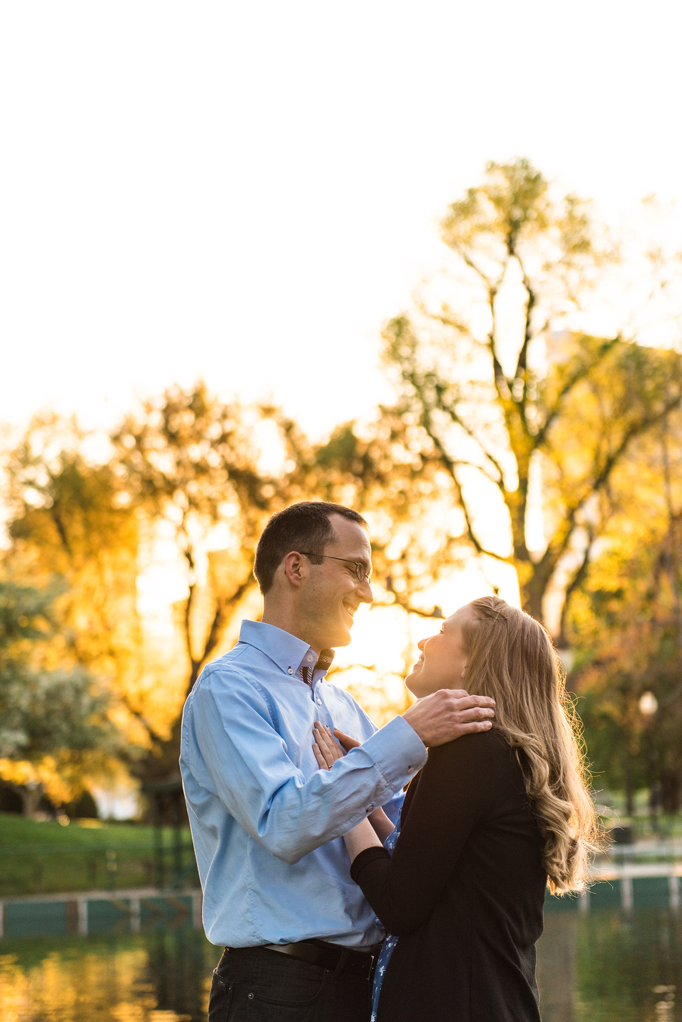 Classic + Modern Boston Public Garden, Beacon Hill, and Downtown Coffee Shop Sunrise Engagement Session | Jessica and Thomas | Lorna Stell | Photographer | Boston MA