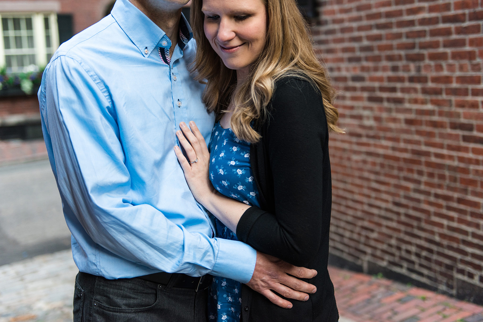 Classic + Modern Boston Public Garden, Beacon Hill, and Downtown Coffee Shop Sunrise Engagement Session | Jessica and Thomas | Lorna Stell | Photographer | Boston MA