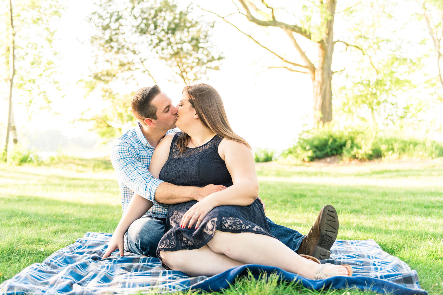 Katelyn + Joe | Summer Sunset Lake Quannapowitt Wakefield Engagement Session | Boston and New England Wedding Photography | Lorna Stell Photo