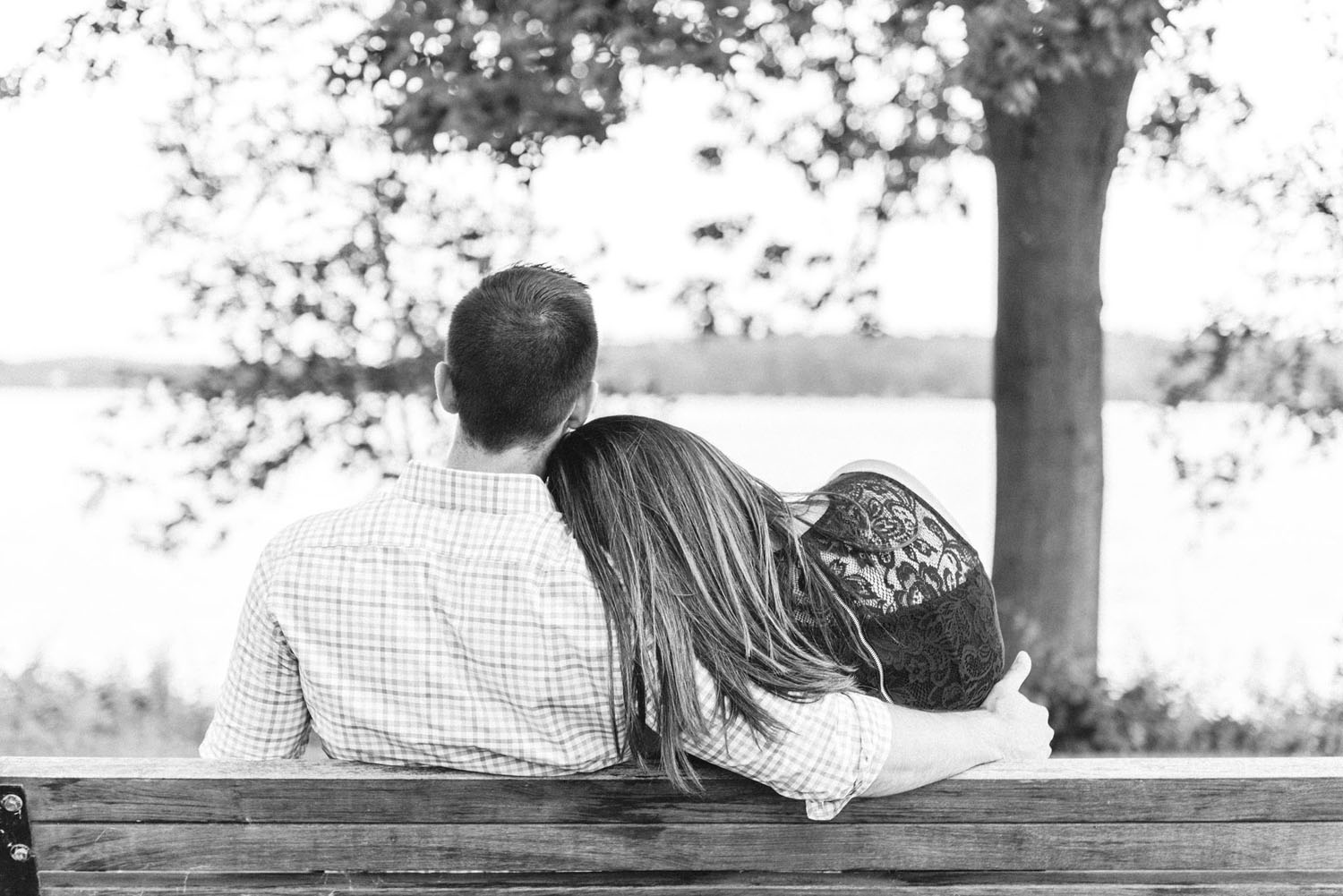 Katelyn + Joe | Summer Sunset Lake Quannapowitt Wakefield Engagement Session | Boston and New England Wedding Photography | Lorna Stell Photo