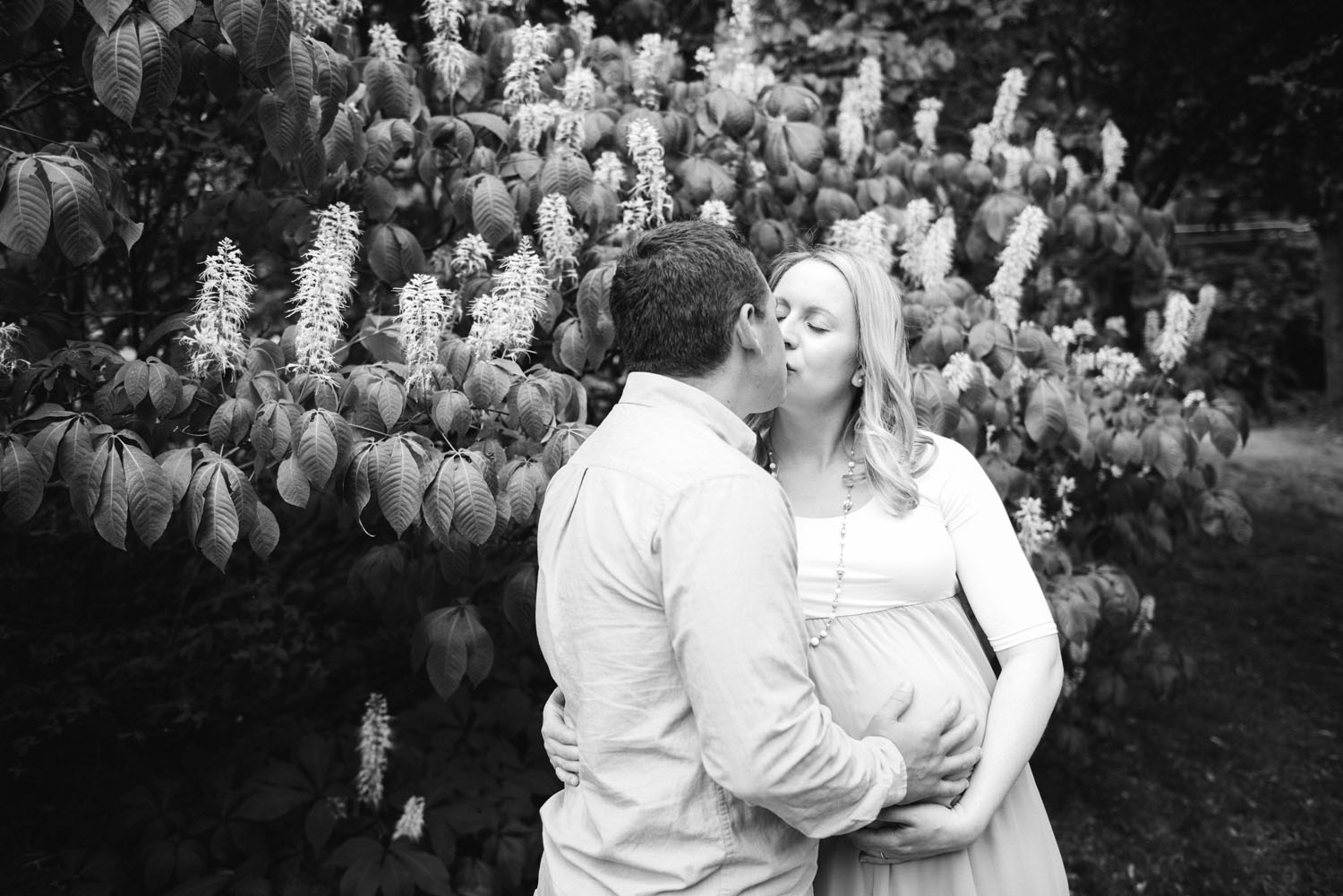 Nick + Kristen | Woodsy Belmont Summer Maternity Session | Boston and New England Portrait Photography | Lorna Stell Photo