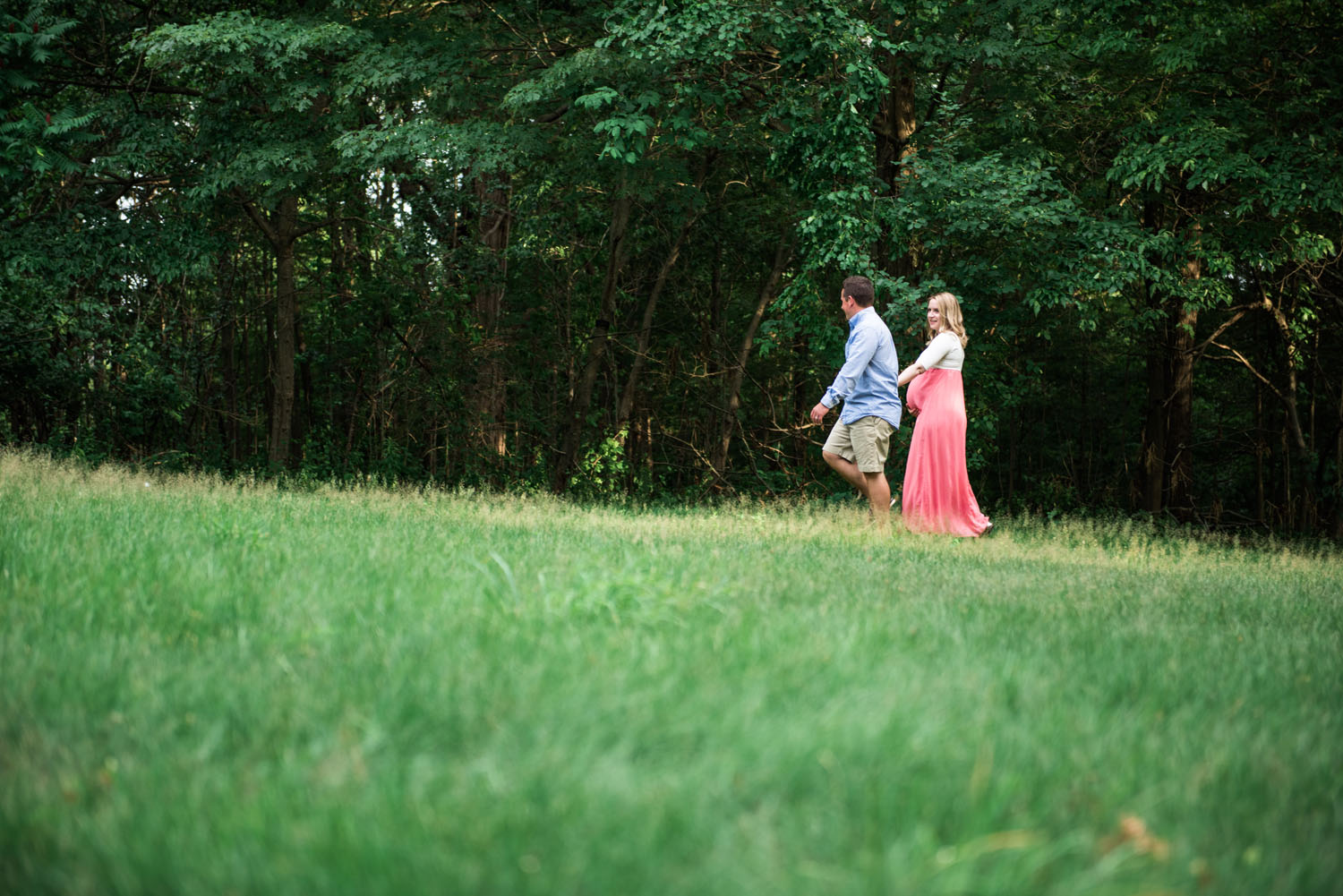 Nick + Kristen | Woodsy Belmont Summer Maternity Session | Boston and New England Portrait Photography | Lorna Stell Photo