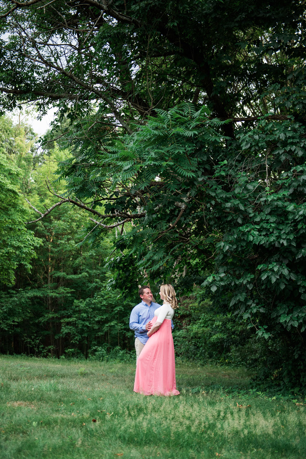 Nick + Kristen | Woodsy Belmont Summer Maternity Session | Boston and New England Portrait Photography | Lorna Stell Photo