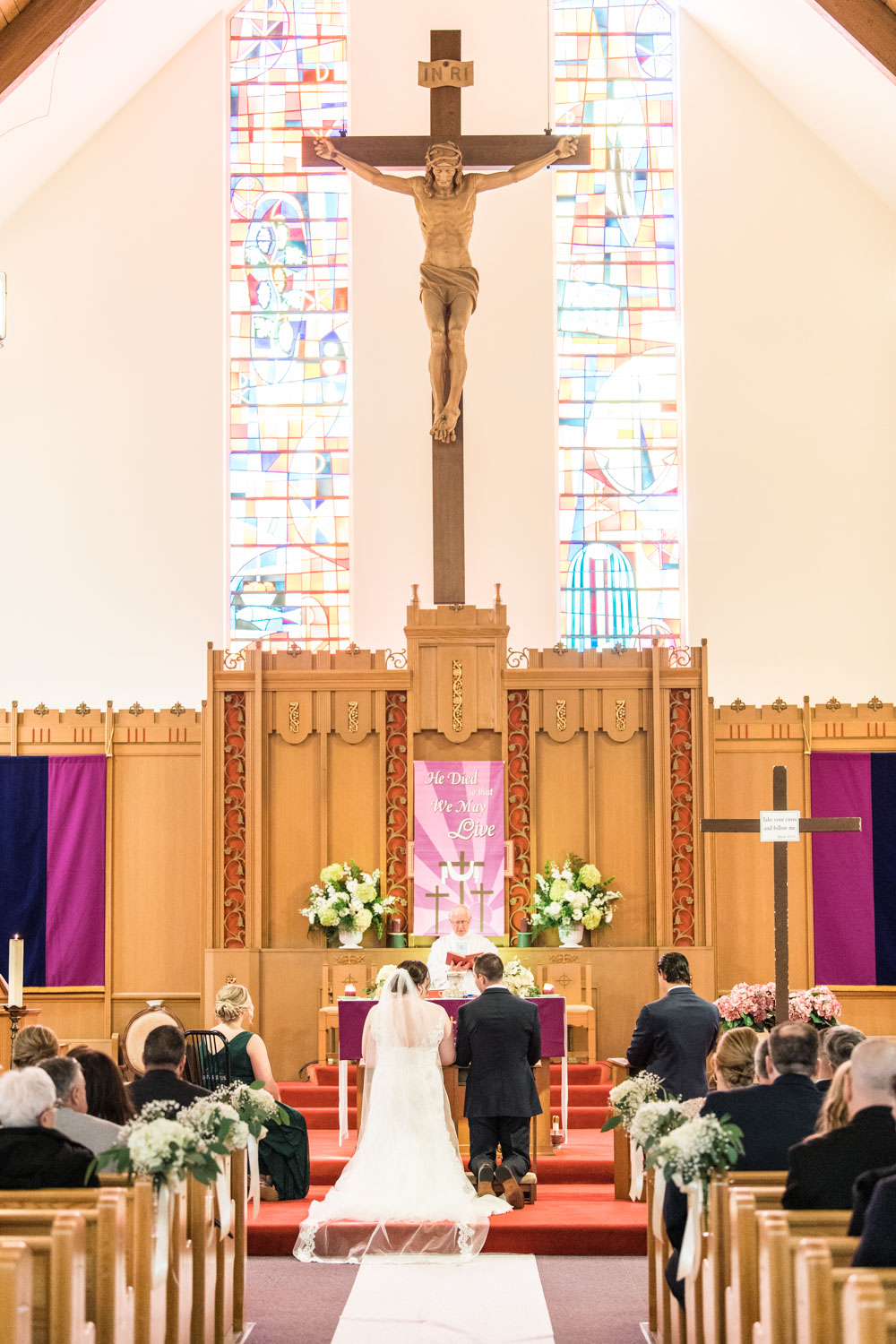 Katelyn + Joe | St. Patrick's Day Topsfield Commons Spring Wedding | Boston and New England Wedding Photography | Lorna Stell Photo