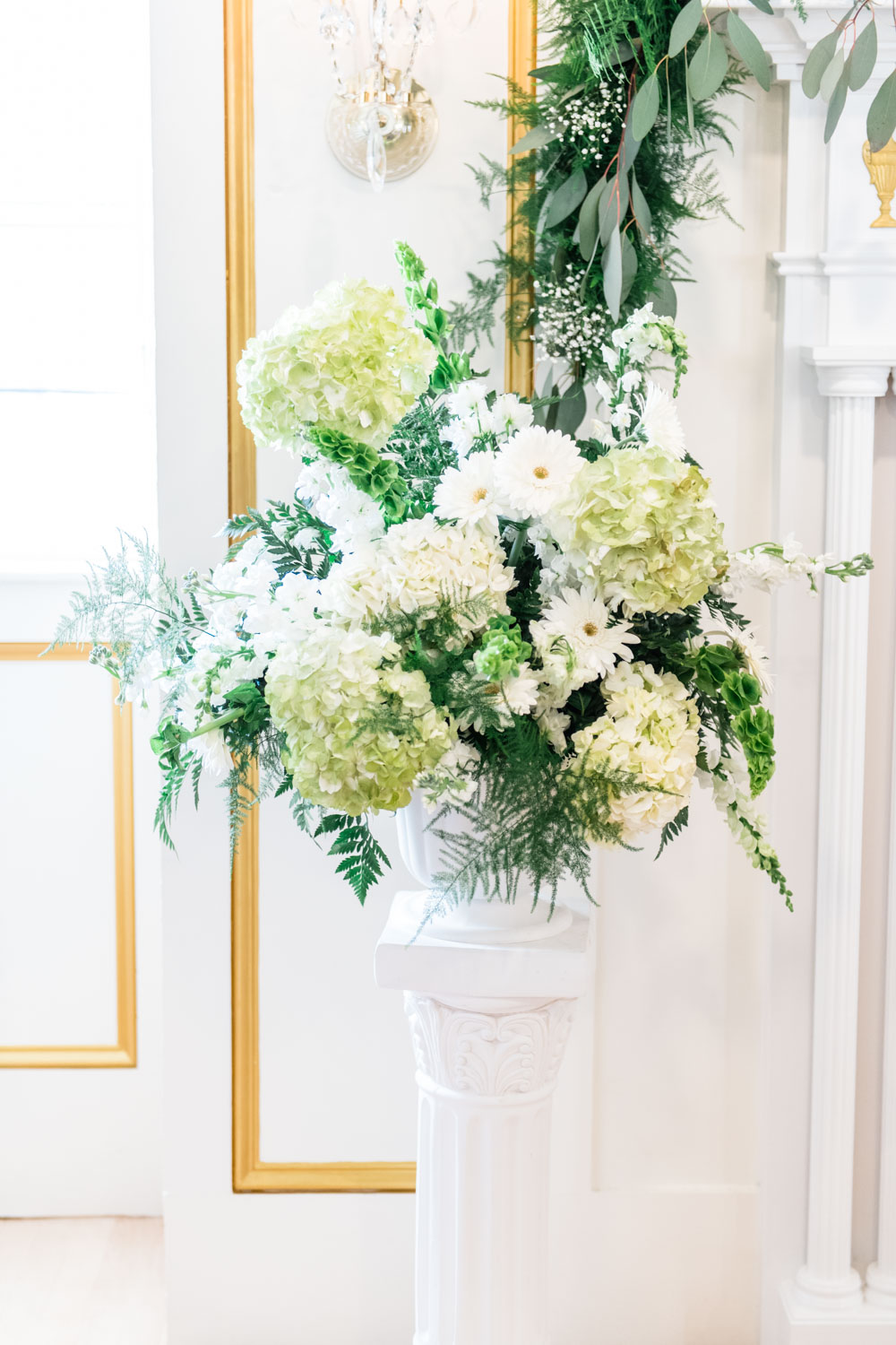 Katelyn + Joe | St. Patrick's Day Topsfield Commons Spring Wedding | Boston and New England Wedding Photography | Lorna Stell Photo