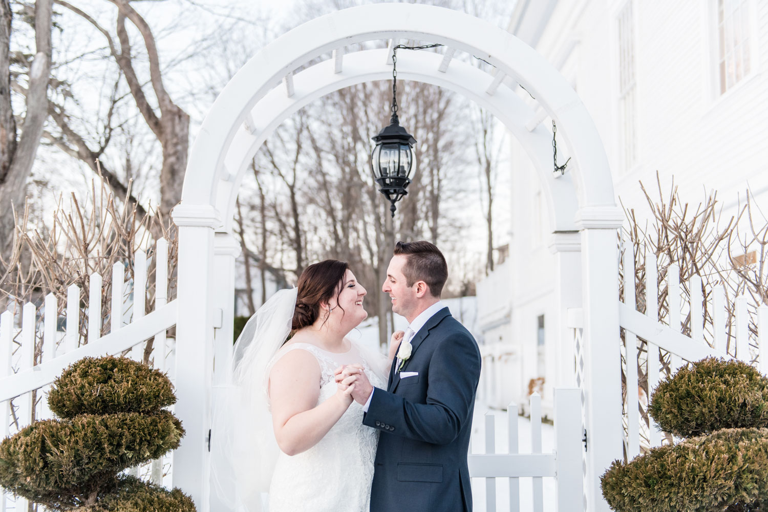 Katelyn + Joe | St. Patrick's Day Topsfield Commons Spring Wedding | Boston and New England Wedding Photography Portraits with Veil | Lorna Stell Photo