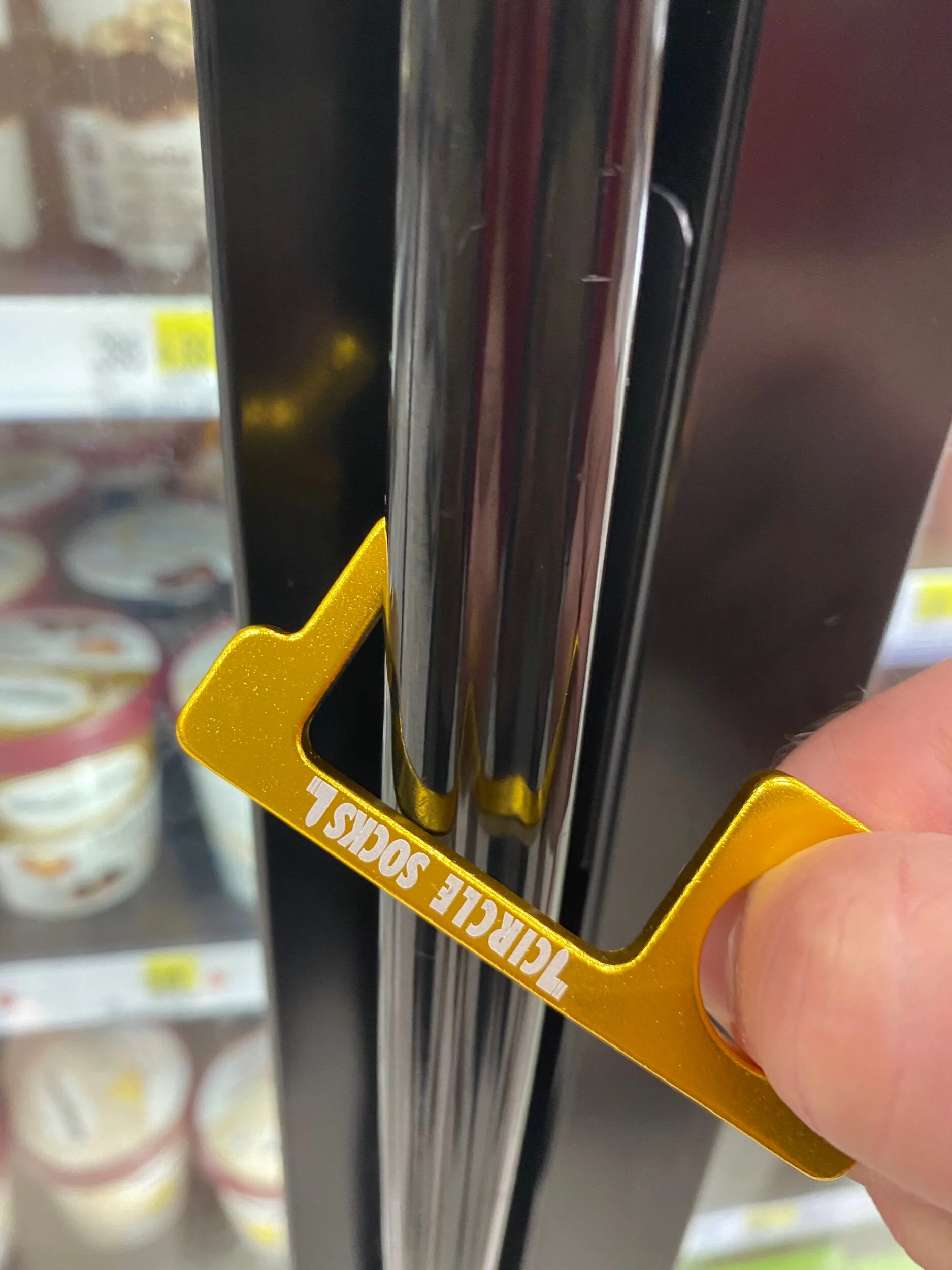 0D4AED17-3437-4566-A70D-8A5E508F4CF7