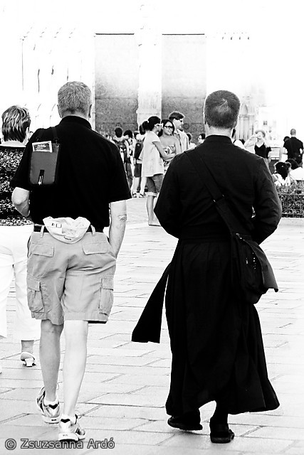 _IMG_2301 Fashions R.jpeg