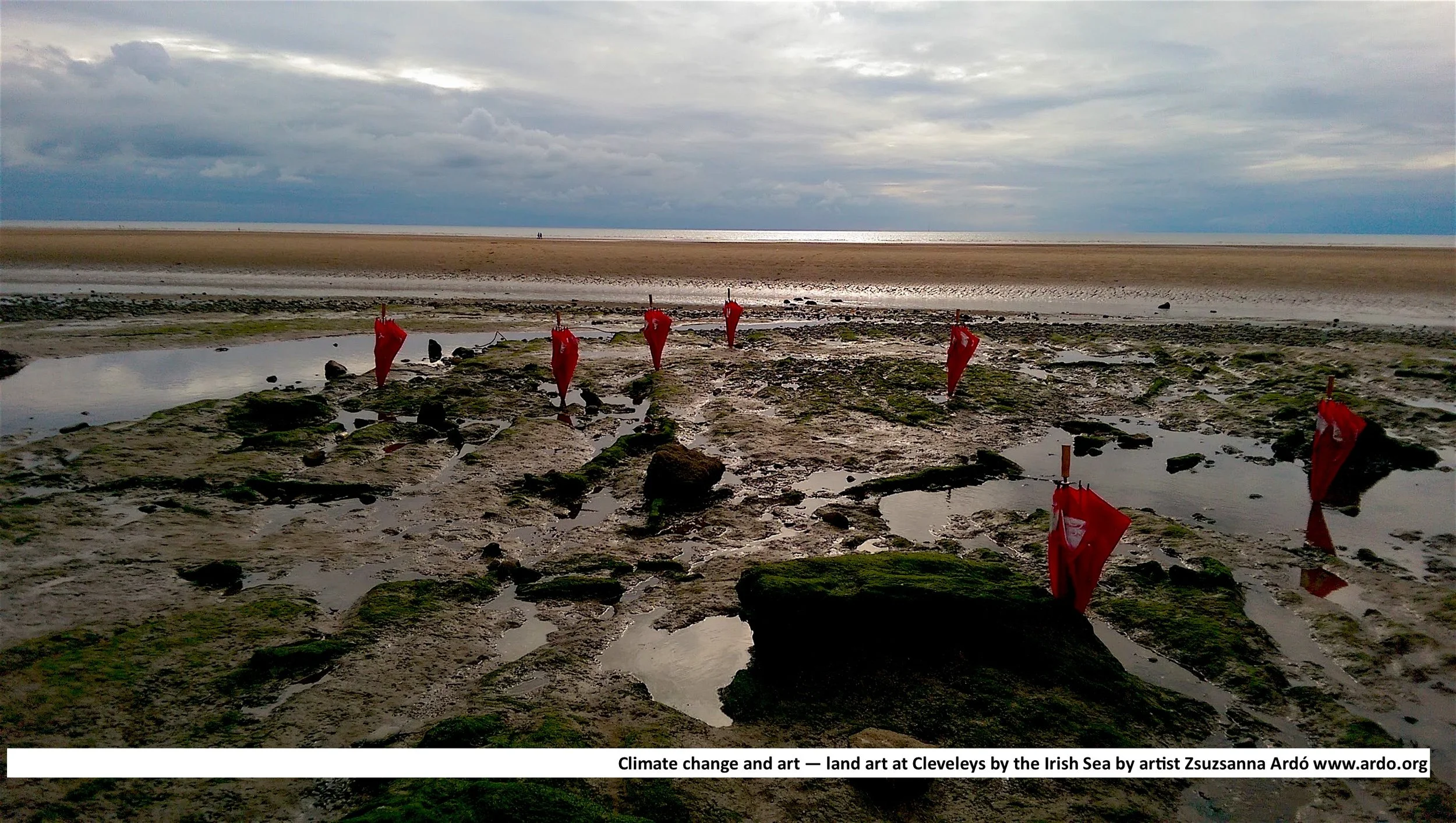 16 UK Cleveleys PsP land art 2 ©Zsuzsanna Ardó.jpg