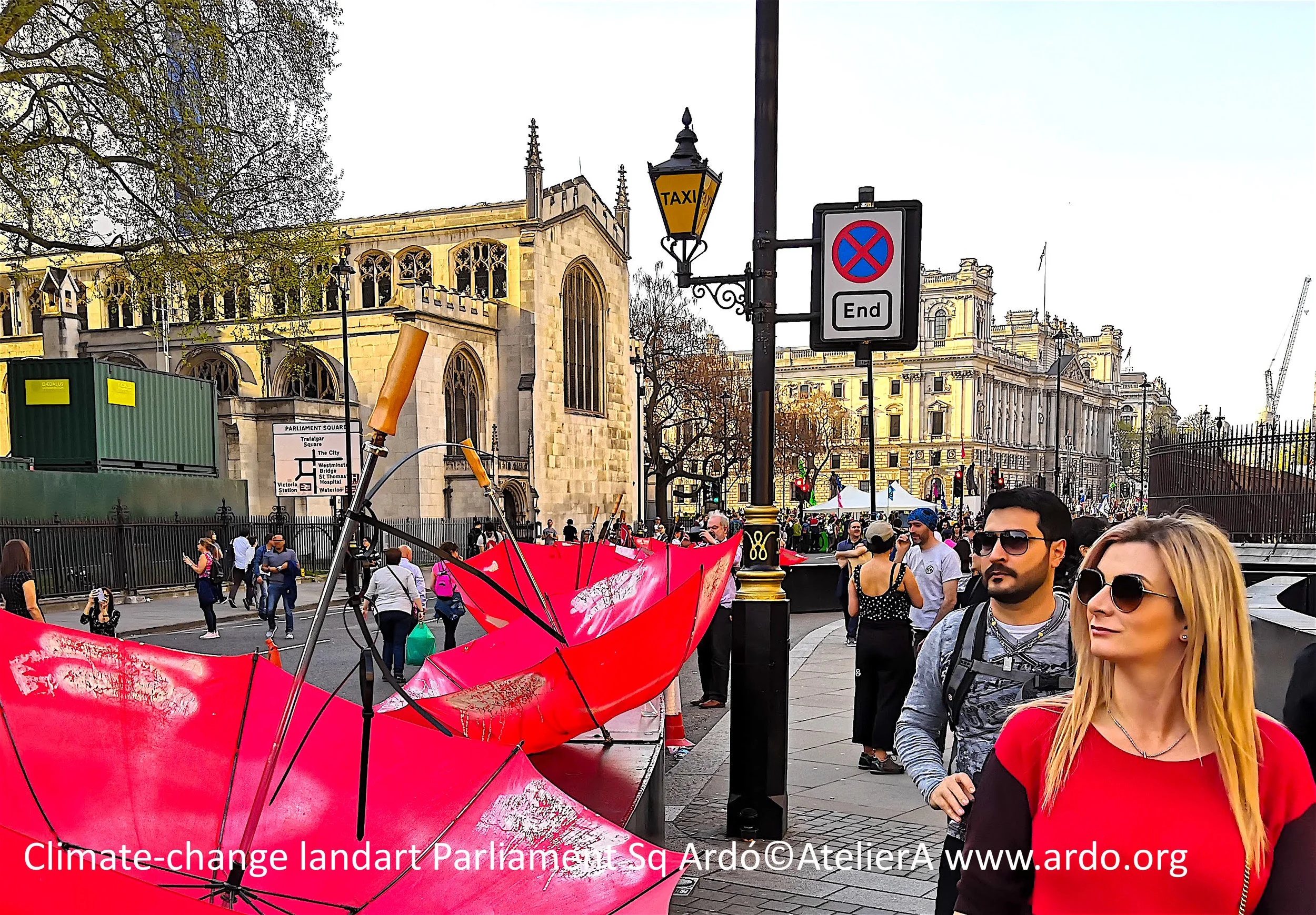 19 UK Lon Parliament Sq XR climatechange landart Apr ARDO©AtelierA IMG_20190420_174545.jpg