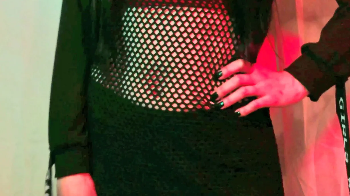 jenncloseup_gwgshop.jpg