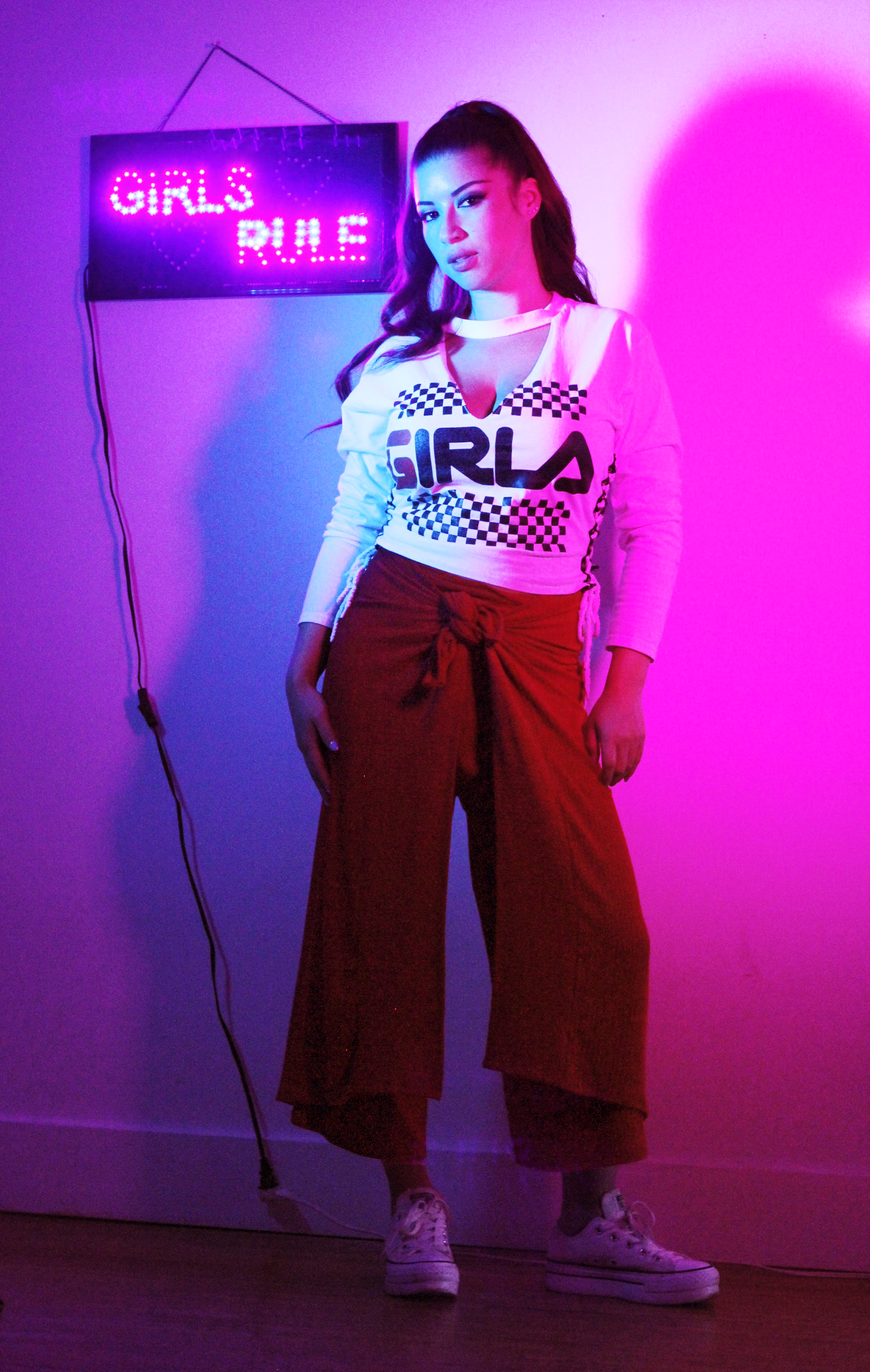 helen_gwgshop0.jpg