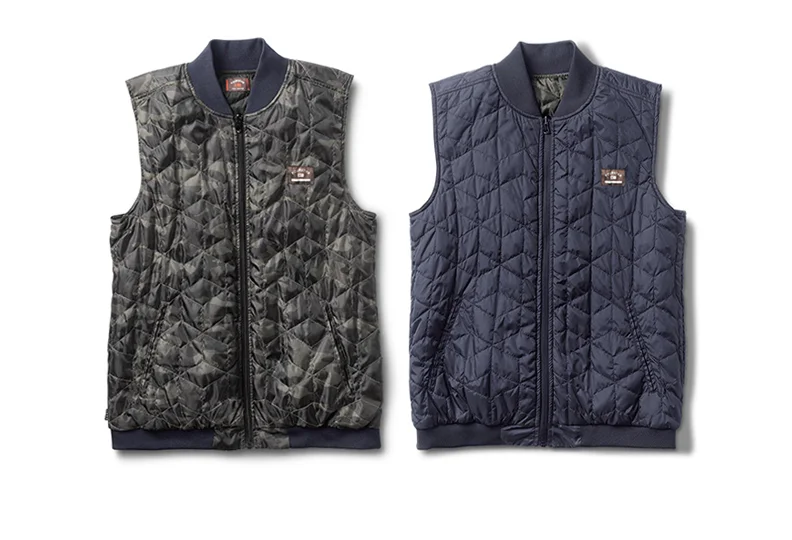  FOURSTAR® KOSTON REVERSIBLE VEST&nbsp;-&nbsp; Eric Koston Signature Collection. Reversible medium-loft&nbsp;puffy vest&nbsp;with custom Qbert quilt. Rib collar and waistband  . (Camo at side A and Midnight at side B)  