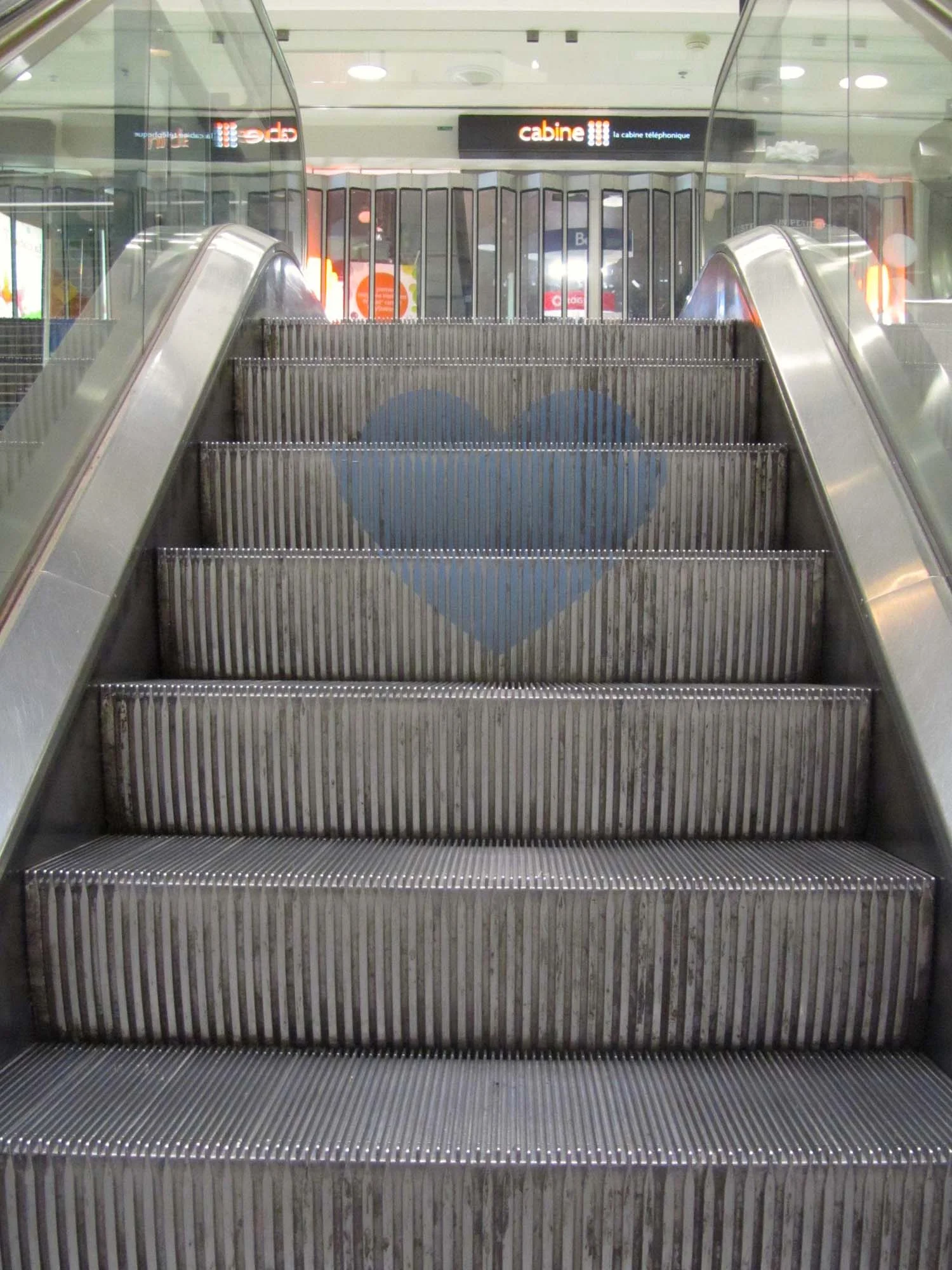 escalator heart.JPG