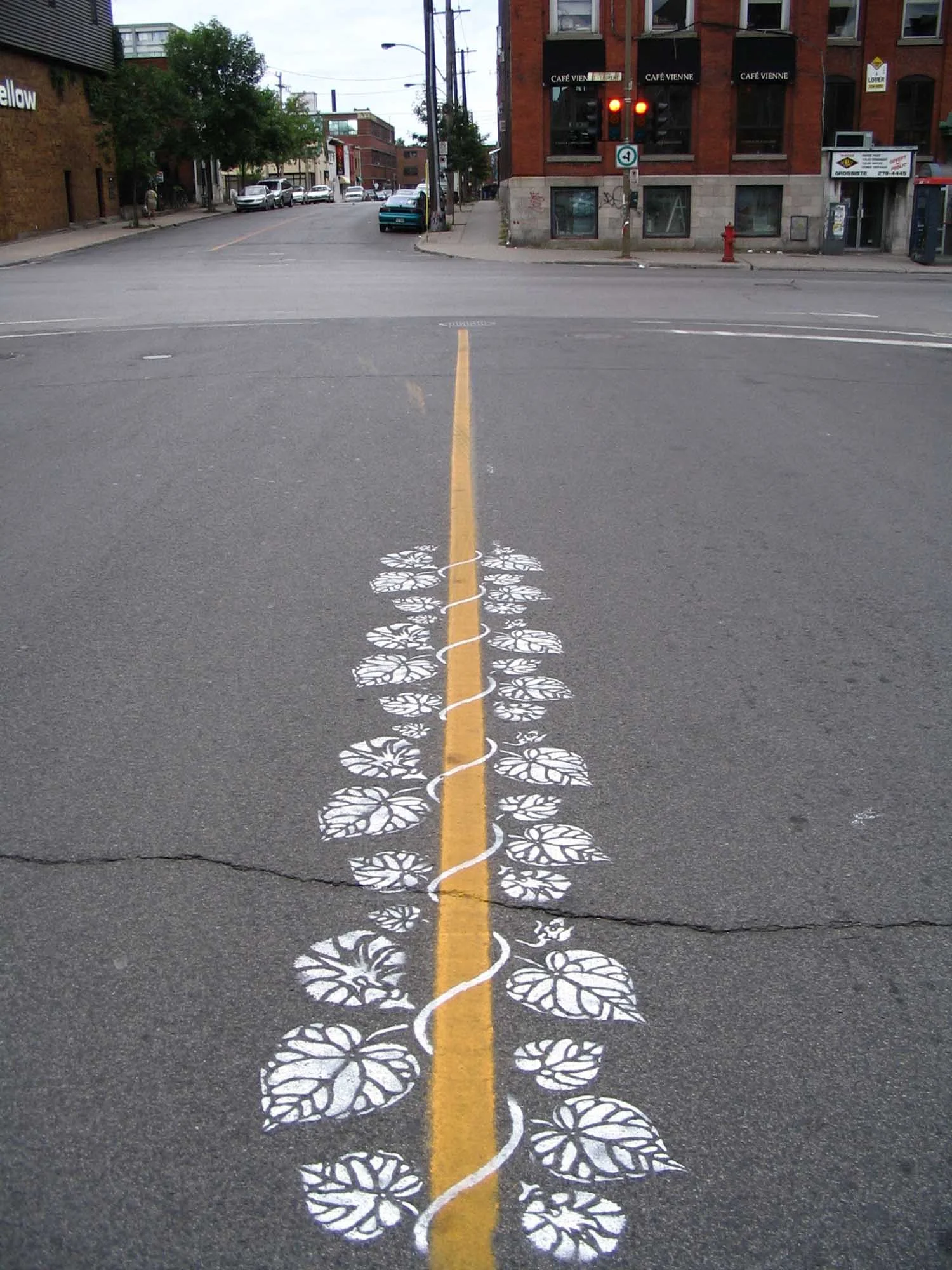 I.V. st. viateur 1.jpg