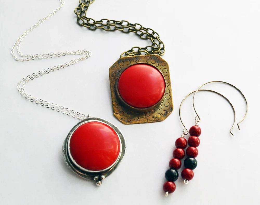 Red Circle Necklaces RSBeadEarr.jpg