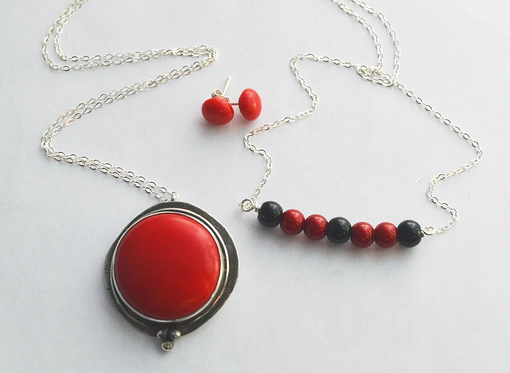 Red Necklace-earr set2.jpg